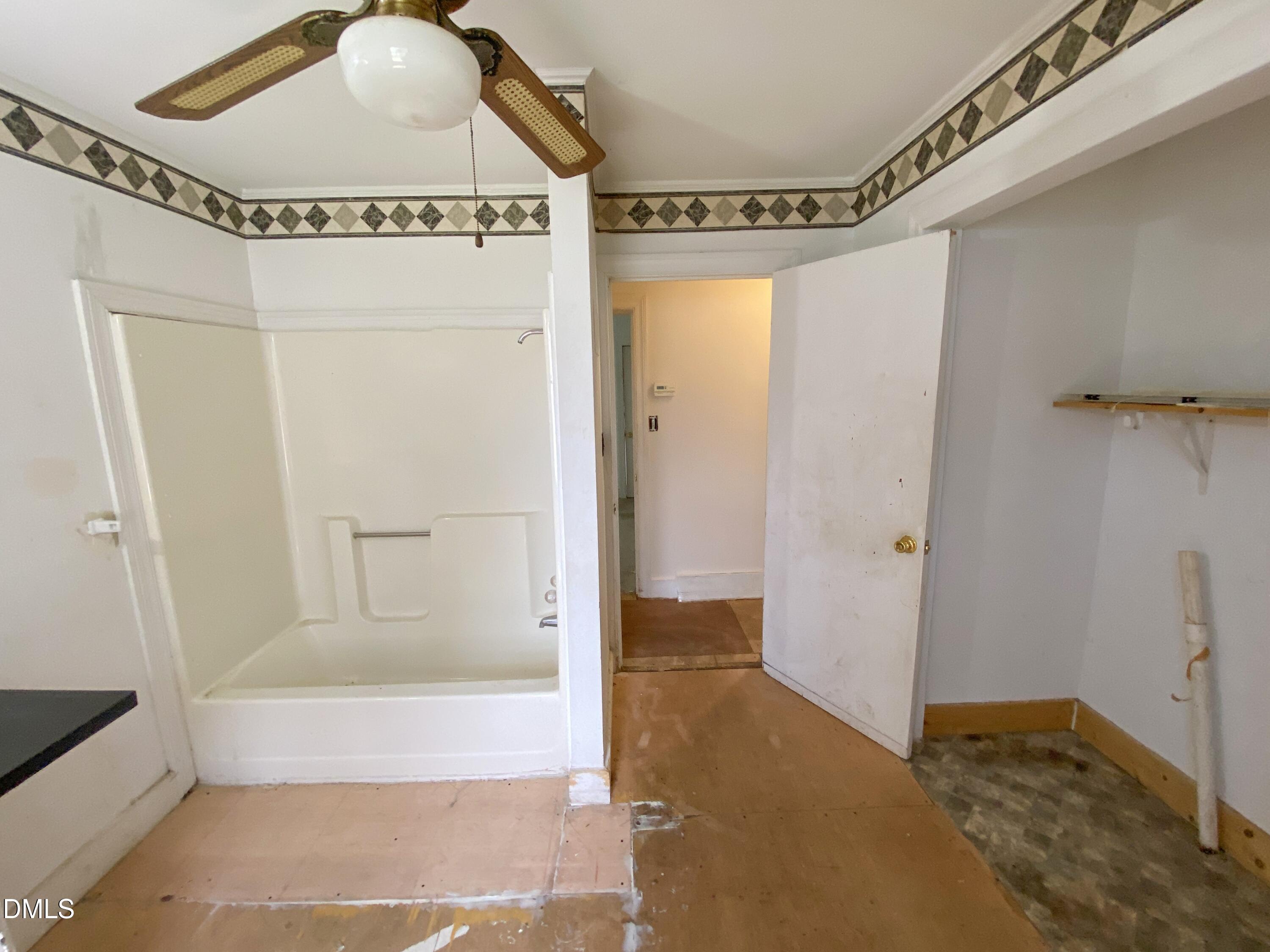 513 Pear Street Property Photo 18