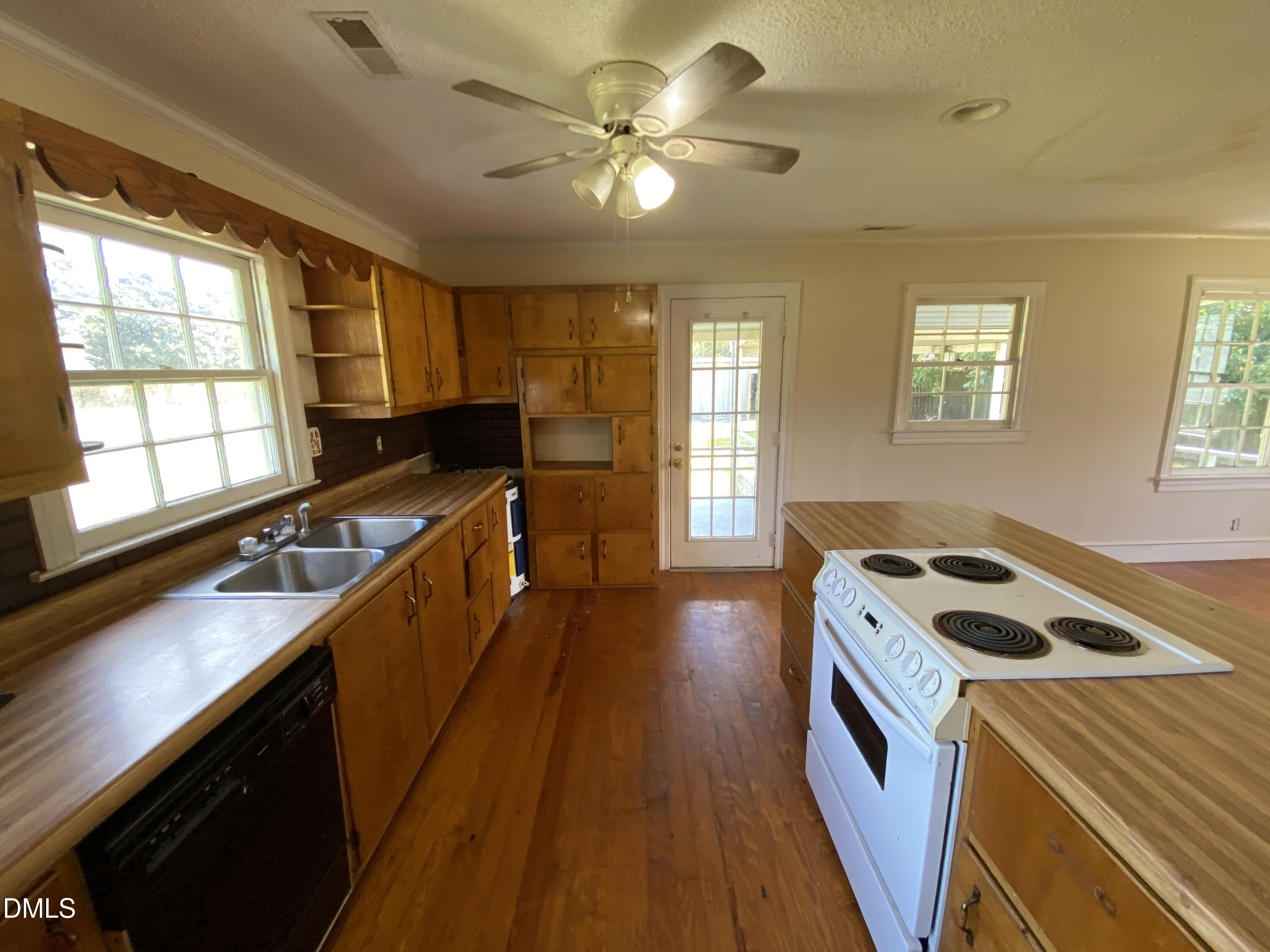 513 Pear Street Property Photo 19