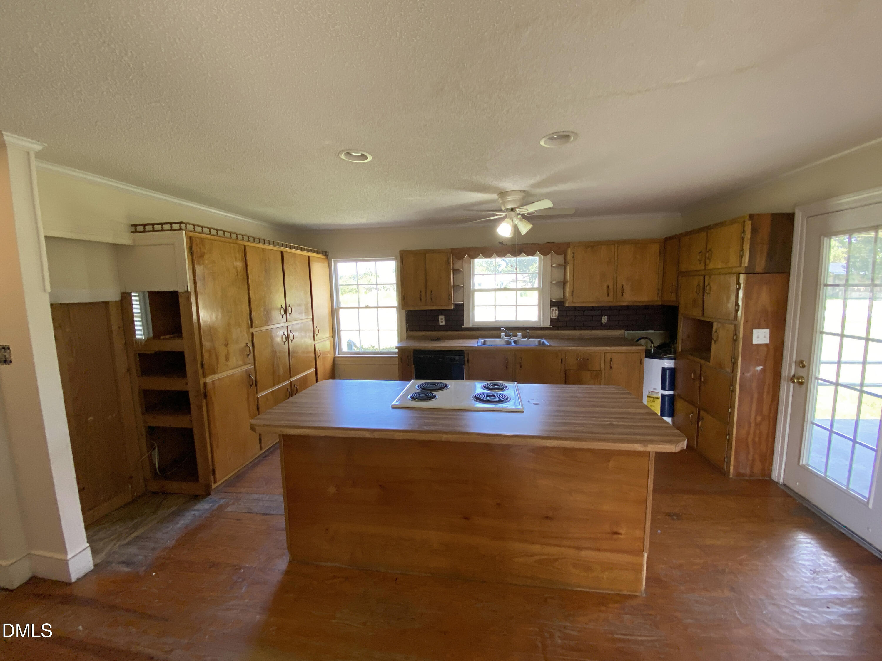513 Pear Street Property Photo 24
