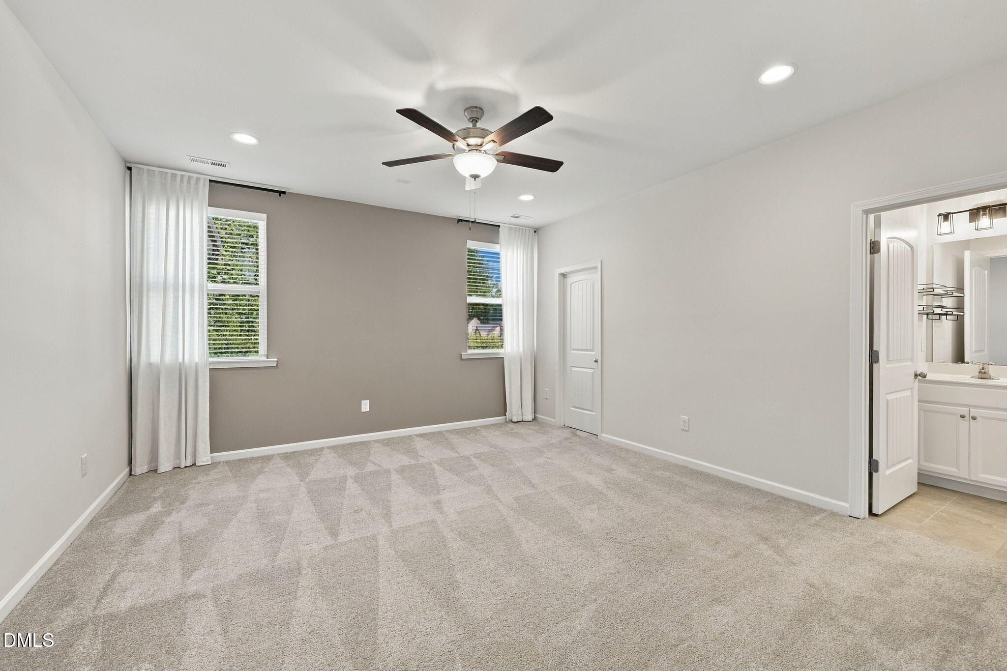 48 Mallard Loop Drive Property Photo 9