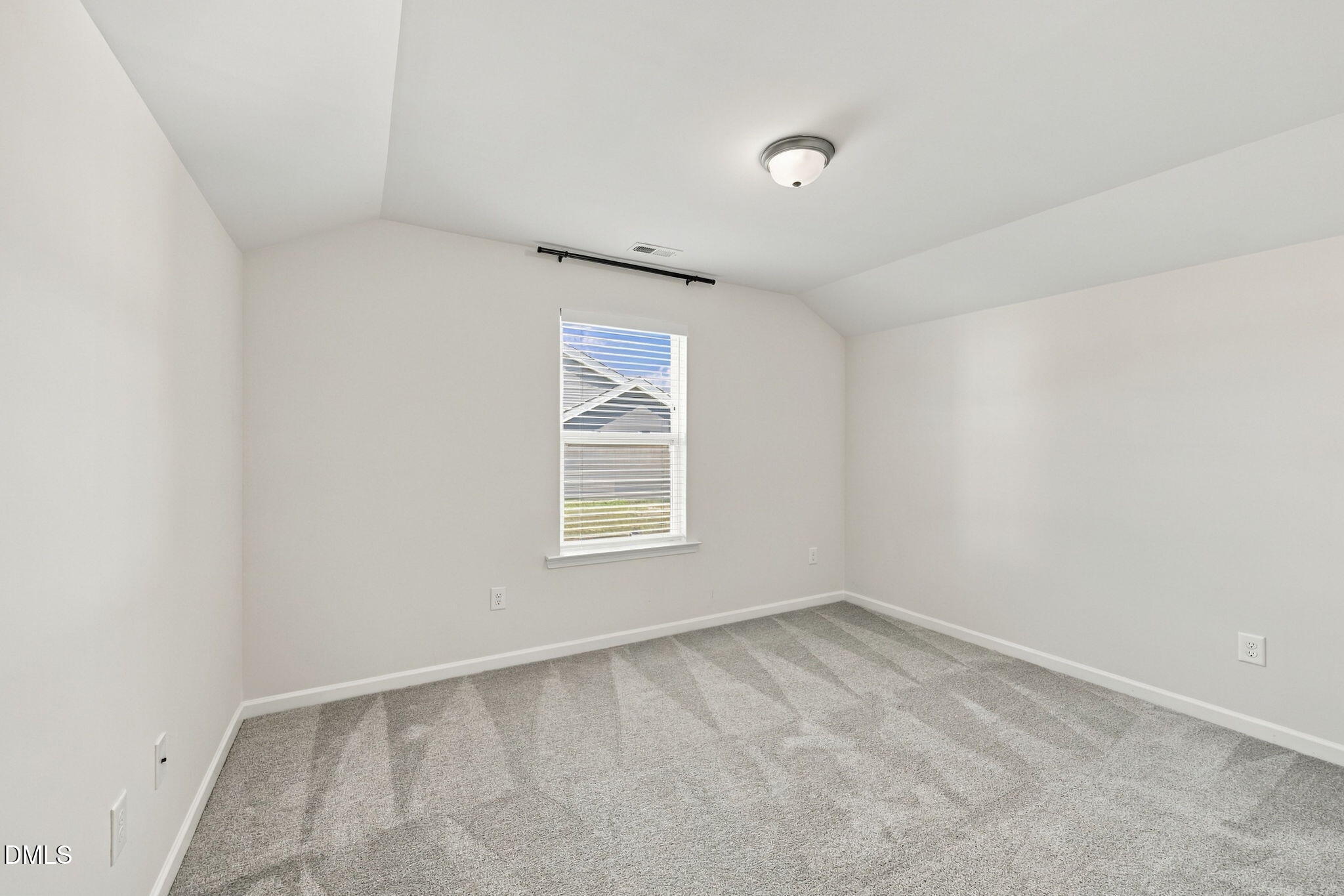 48 Mallard Loop Drive Property Photo 14