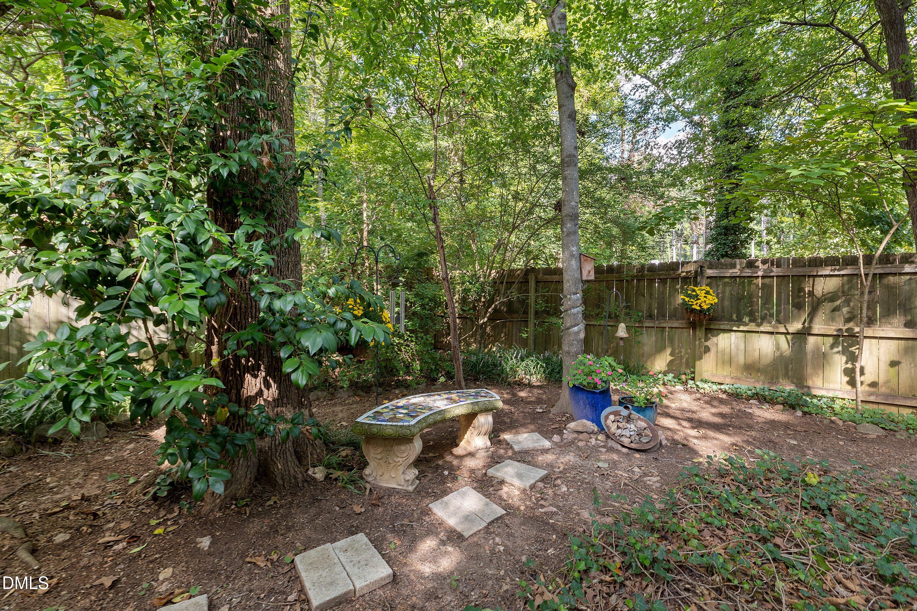 119 E Laurenbrook Court Property Photo 42