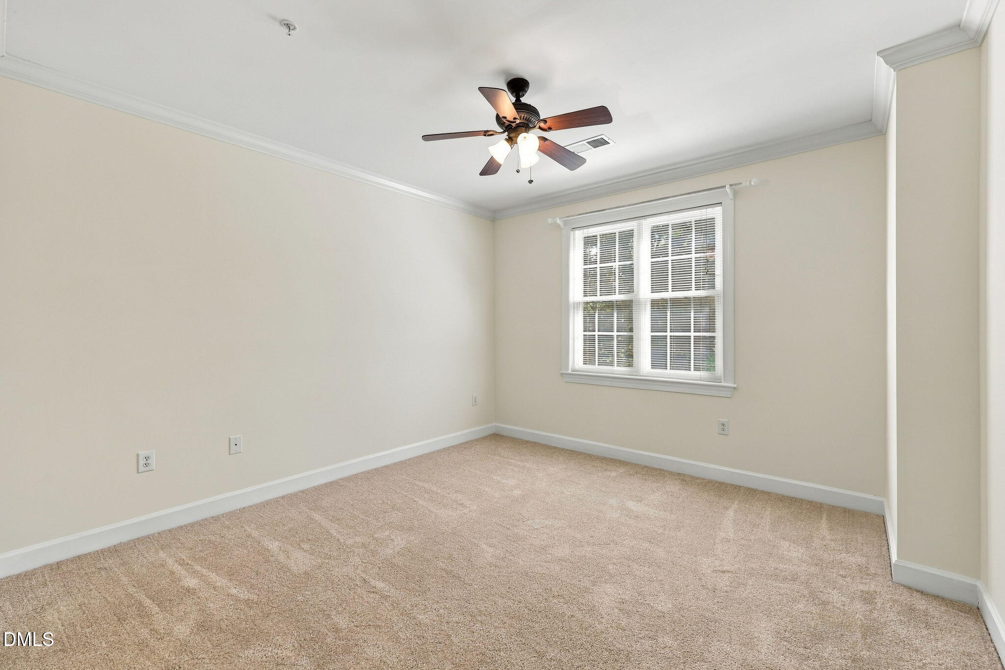 100 Northbrook Drive 206 Property Photo 35