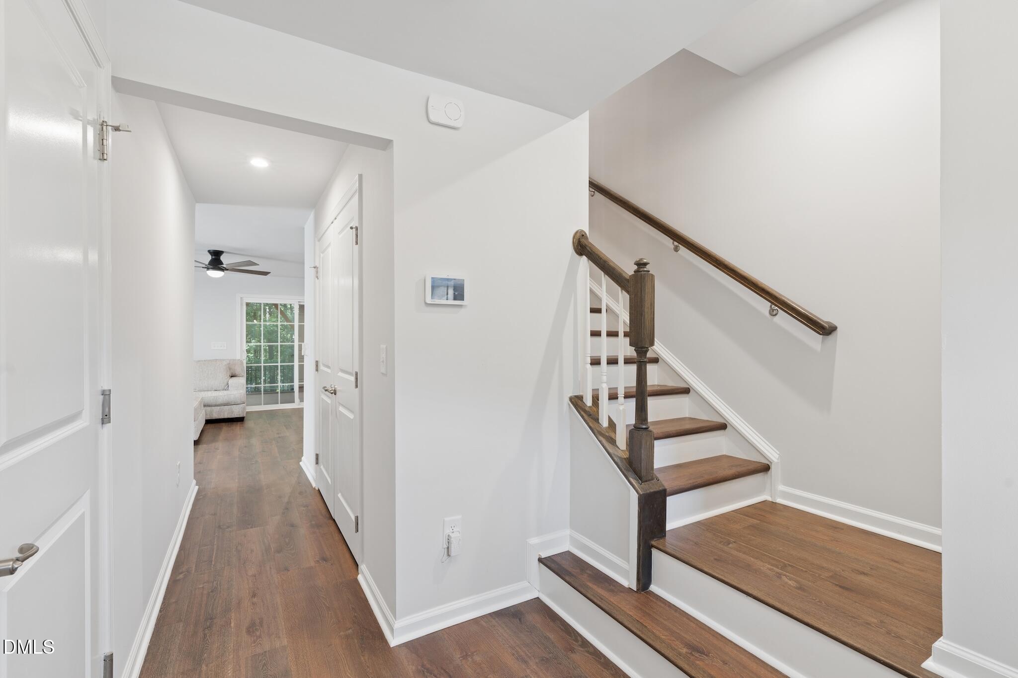 415 Cross Country Way Property Photo 8