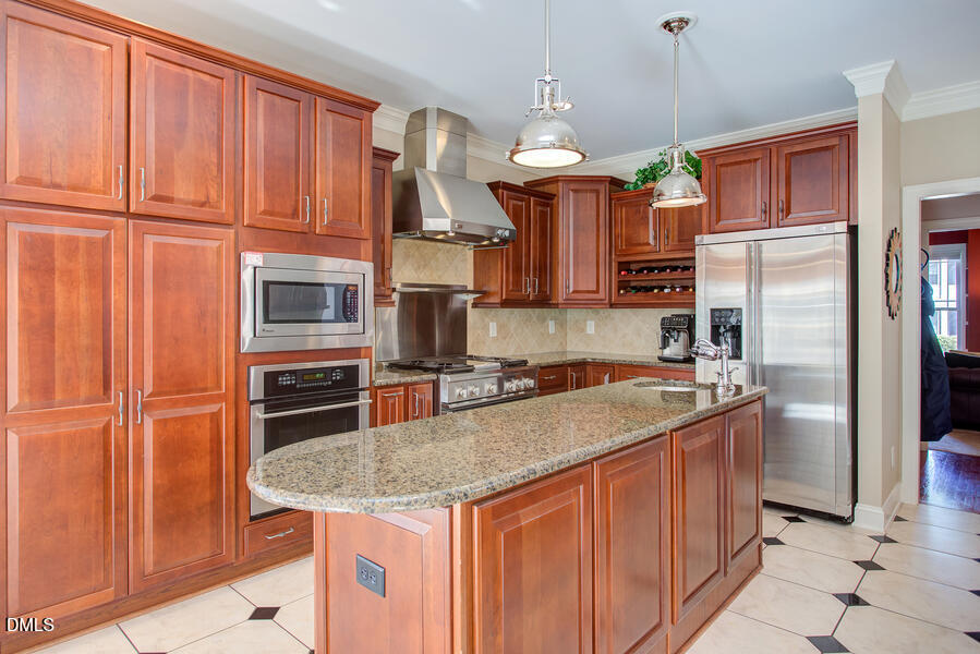 12024 Wicker Drive Property Photo 10