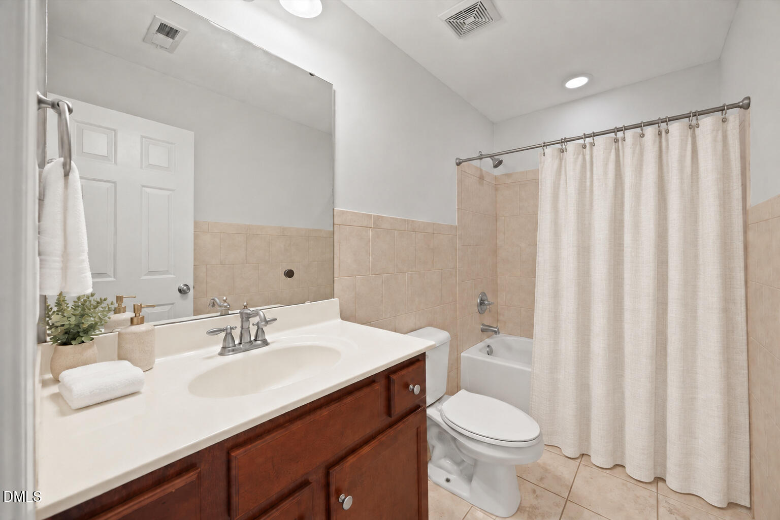 1645 Struble Circle Property Photo 13