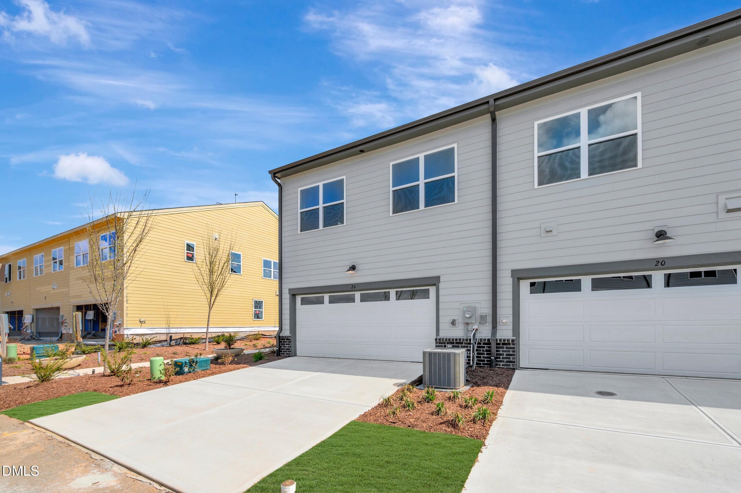 56 Wandering Way Property Photo 11