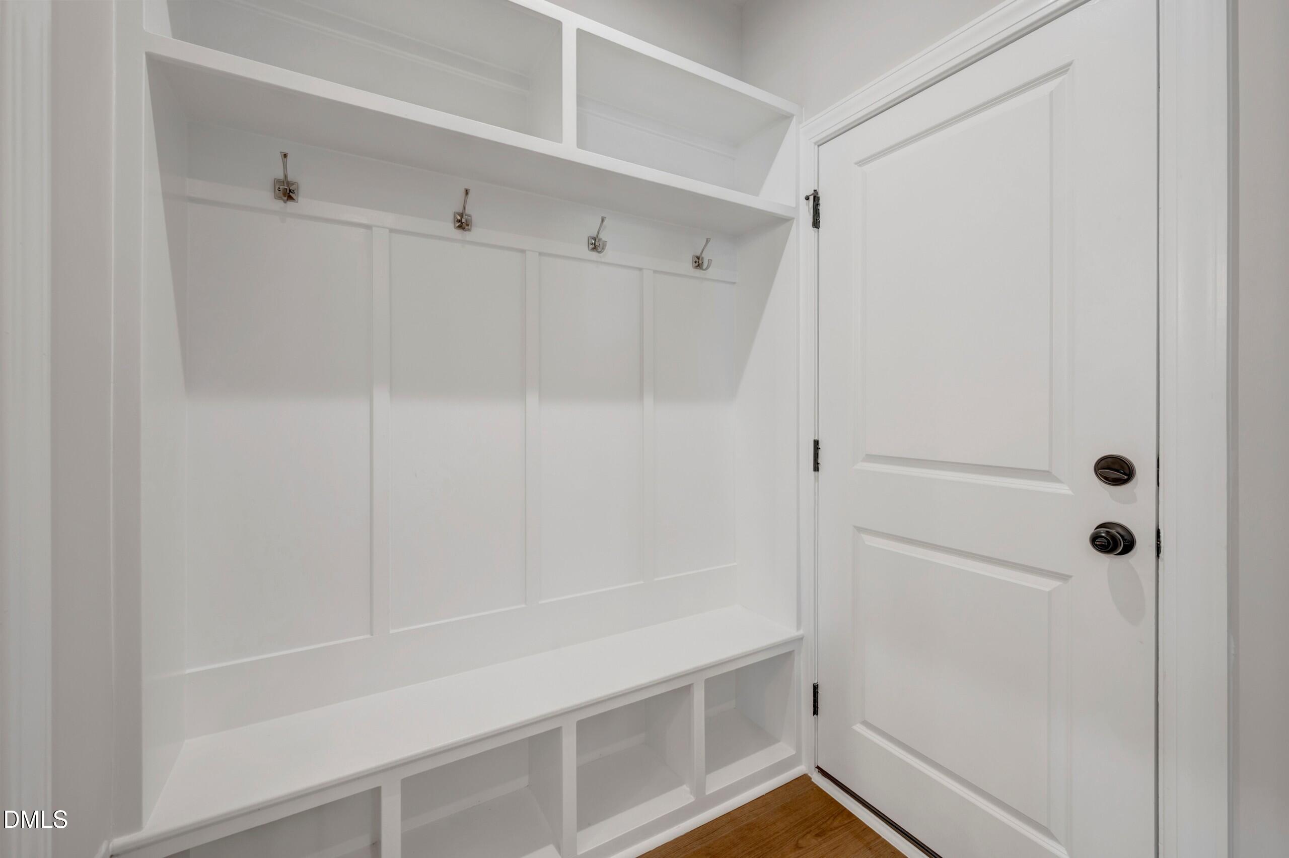 56 Wandering Way Property Photo 12