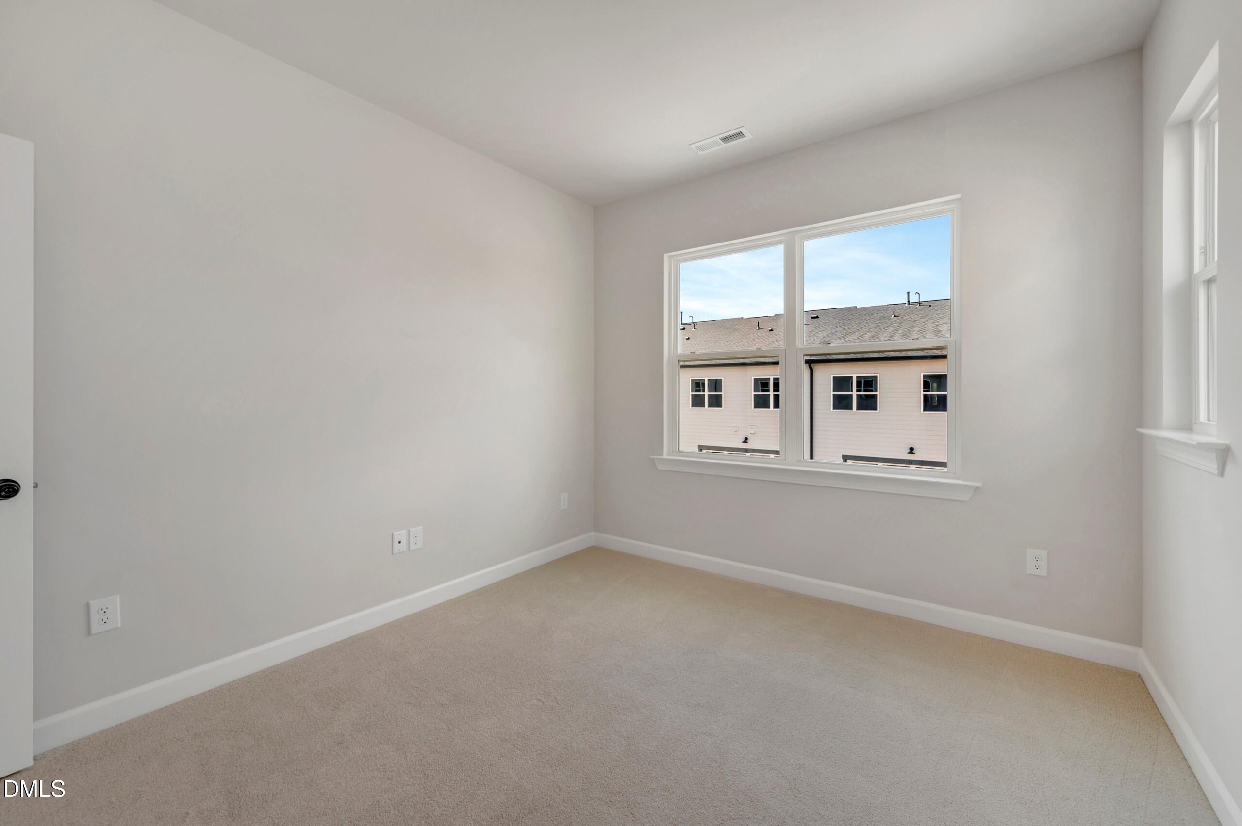 56 Wandering Way Property Photo 27