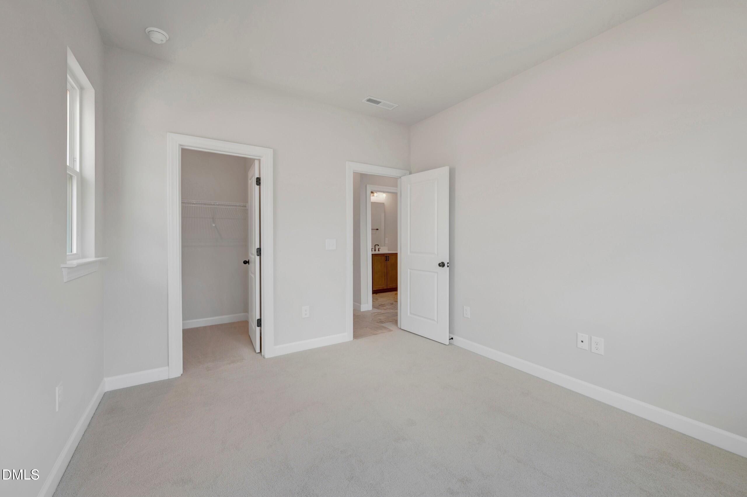 56 Wandering Way Property Photo 28