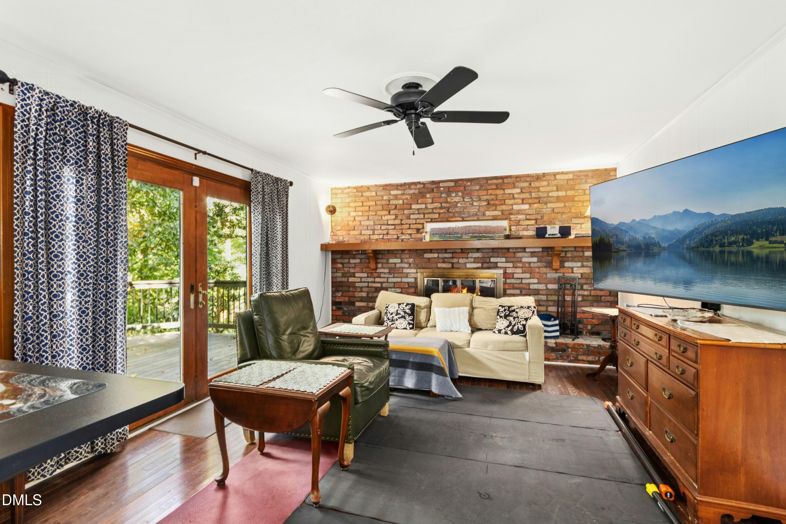 4609 Fernham Place Property Photo 8