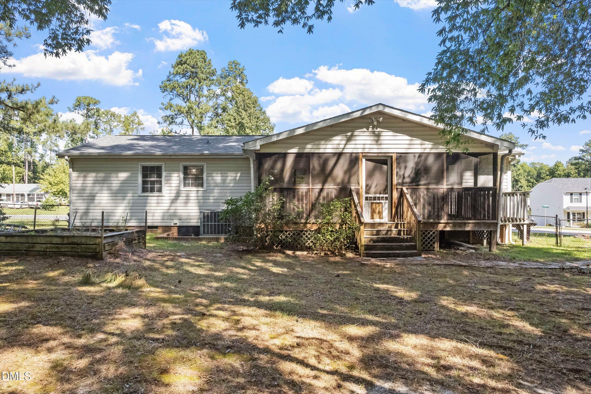 105 Stratford Drive Property Photo 28