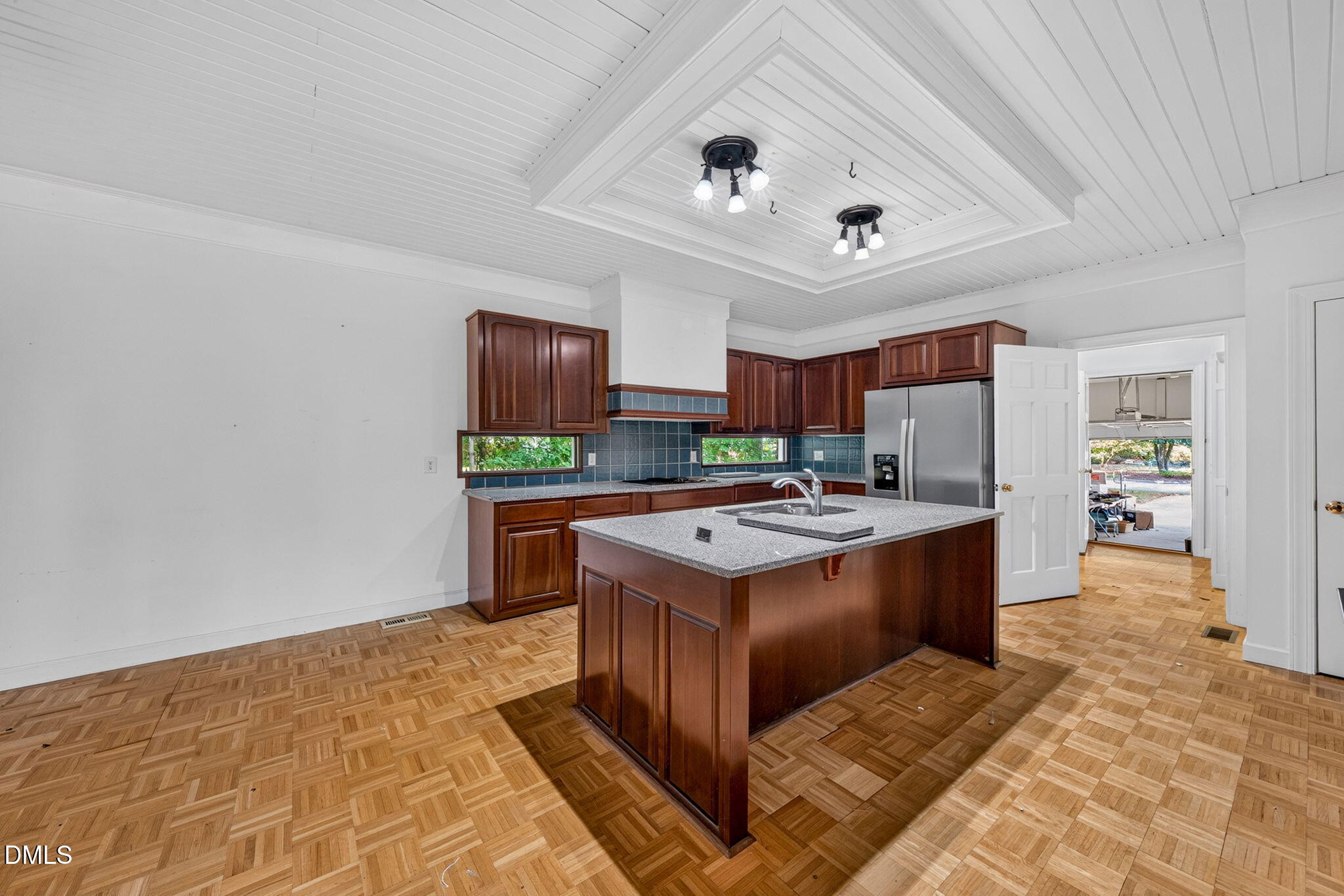 103 Royal Club Drive Property Photo 12