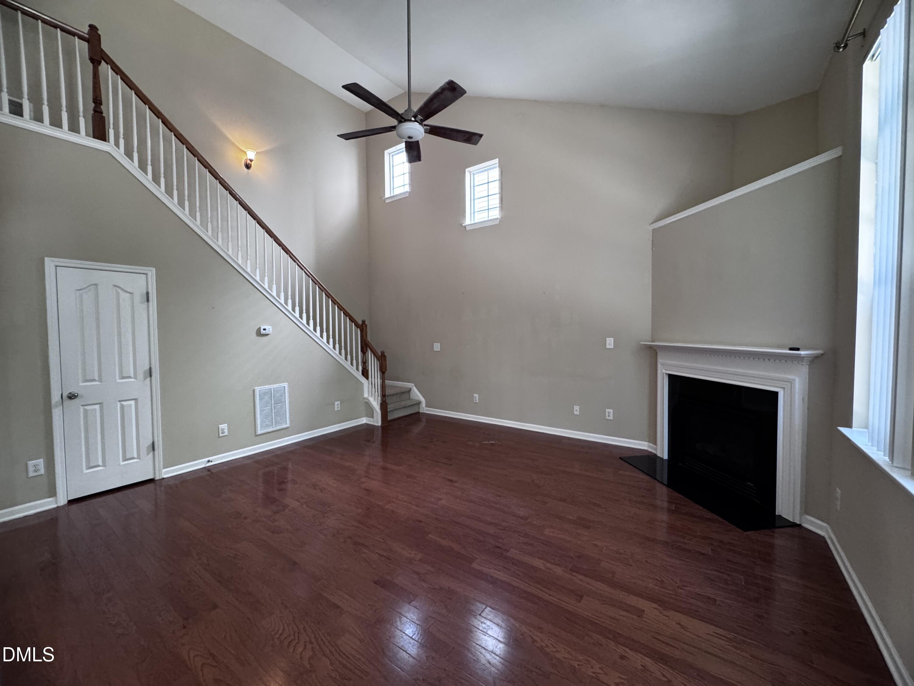 223 Churchview Street Property Photo 4