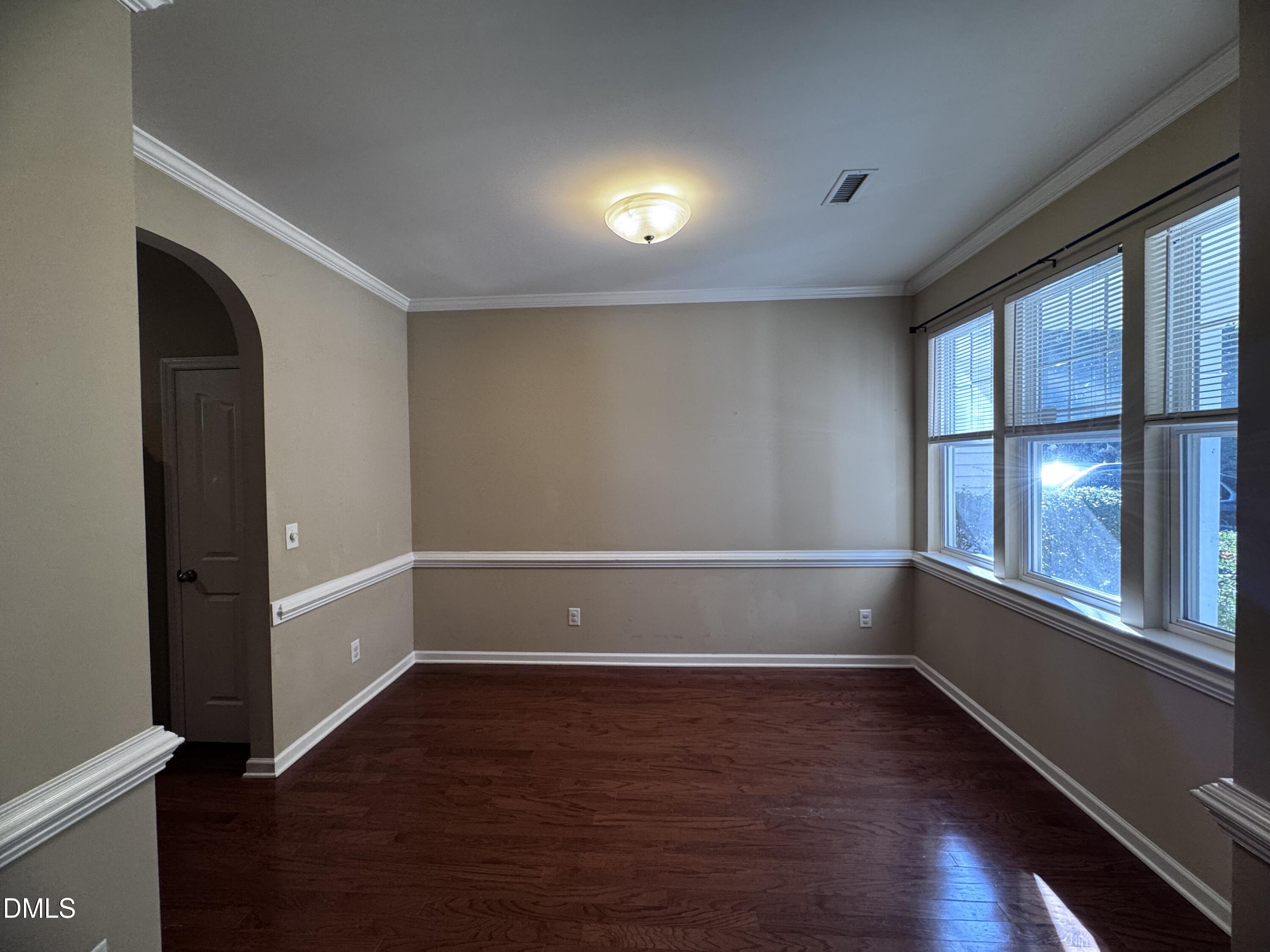 223 Churchview Street Property Photo 5