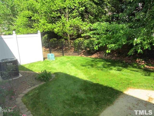 223 Churchview Street Property Photo 7