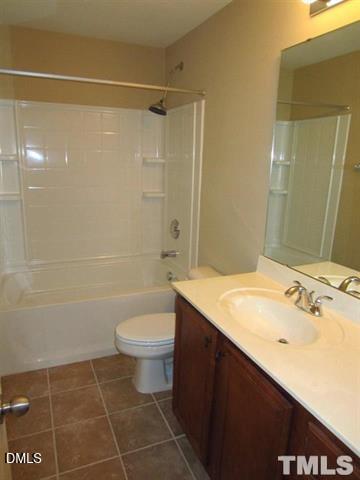 223 Churchview Street Property Photo 9