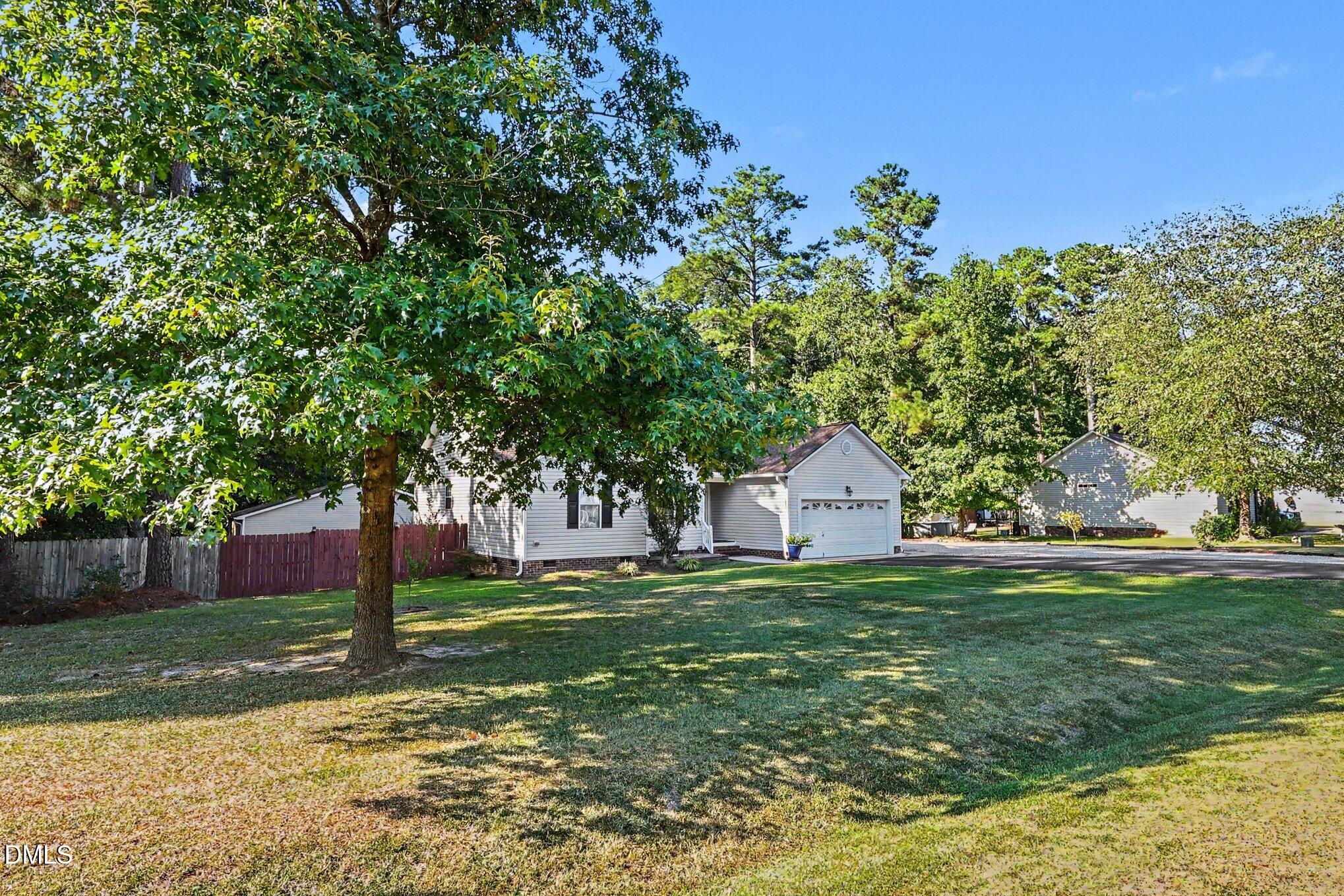 326 Wagon Trail Property Photo 8