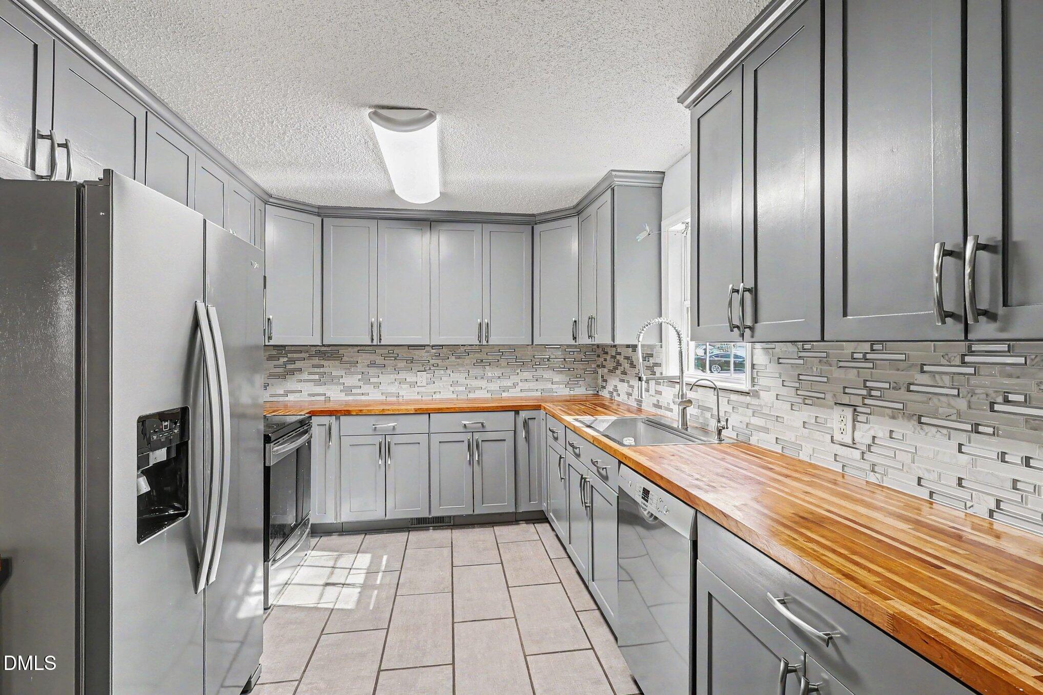 326 Wagon Trail Property Photo 13