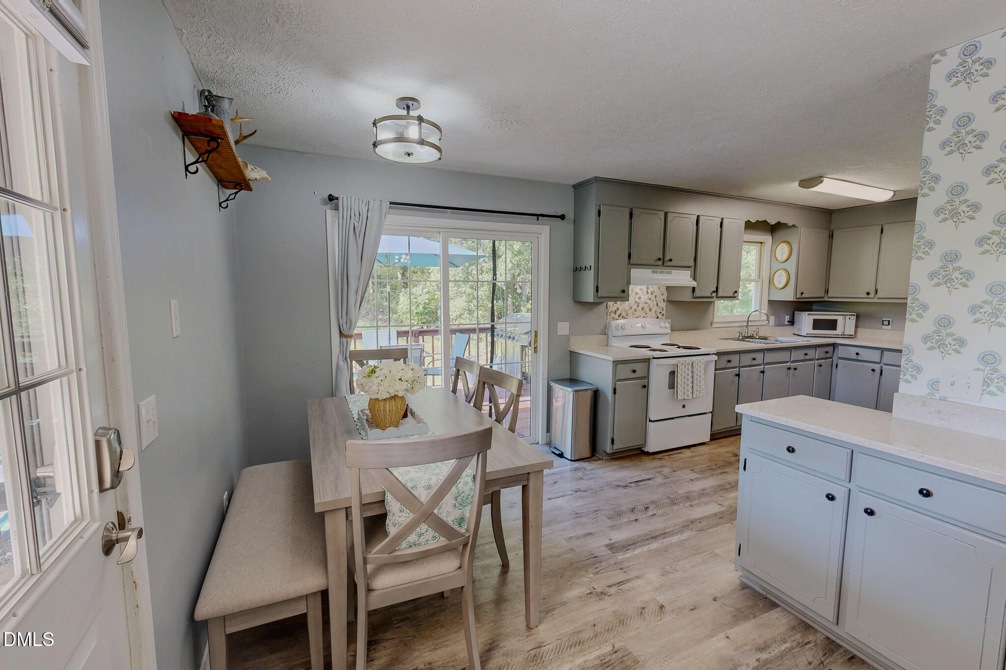 405 Marvin Gill Road Property Photo 6