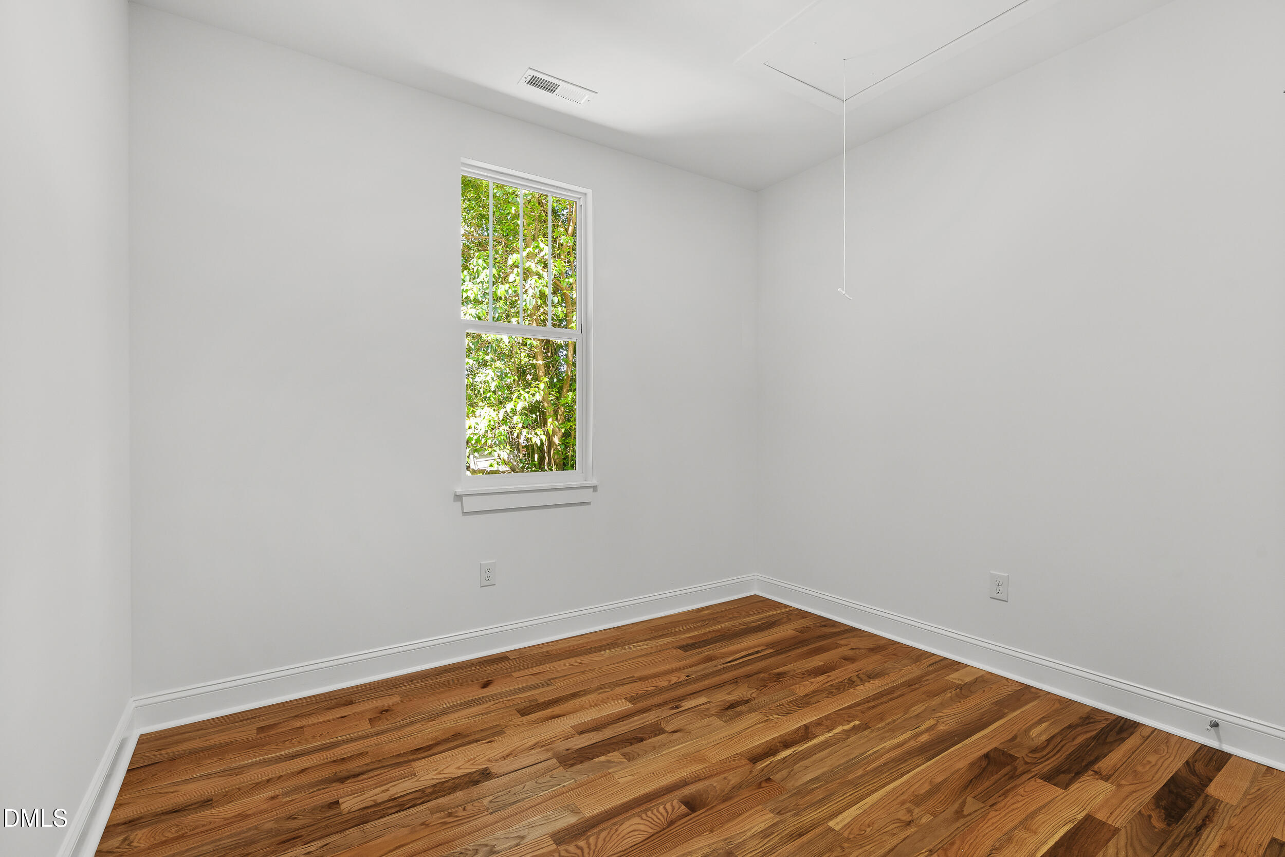2626 Harvard Avenue C Property Photo 24
