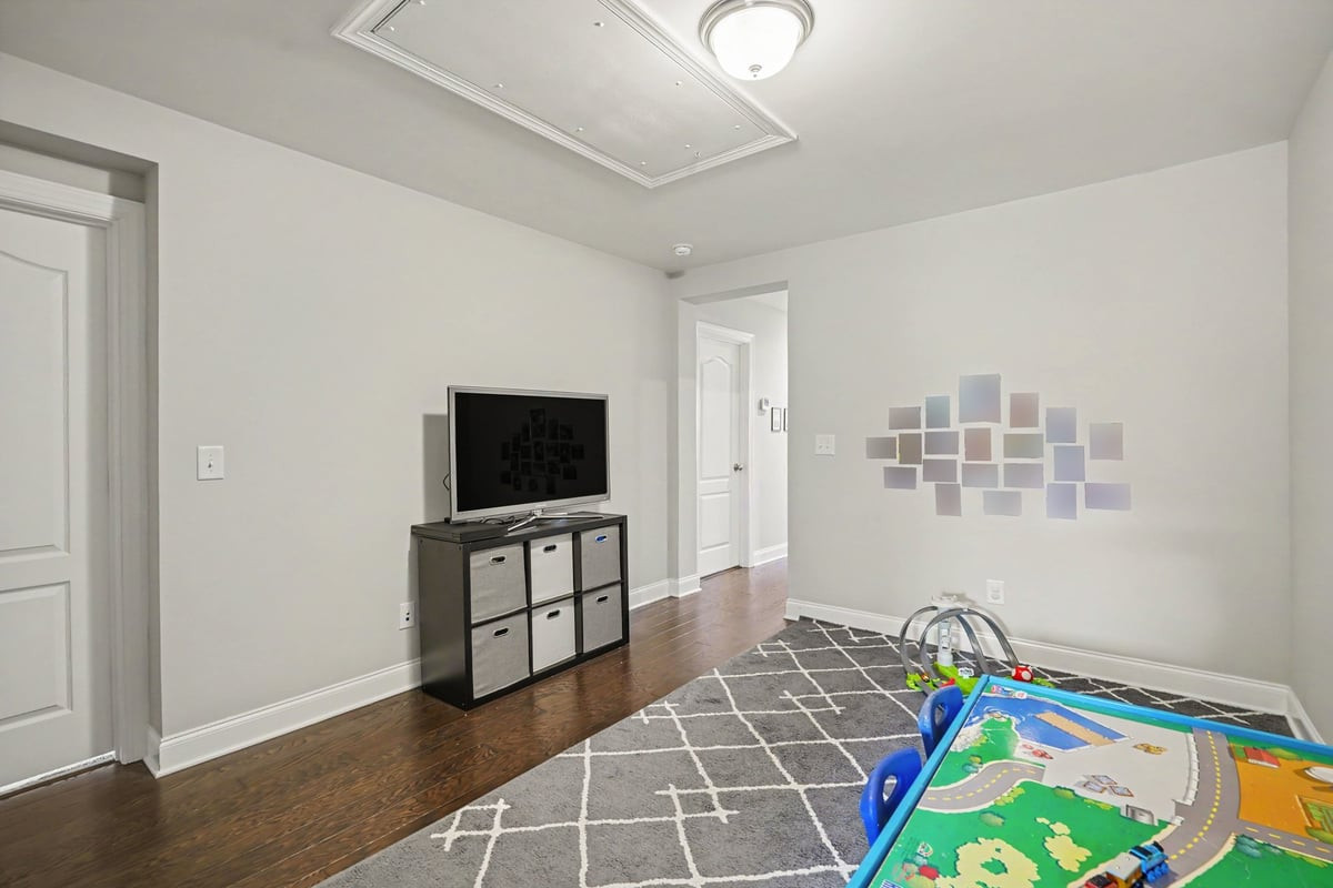 1115 Lotus Lilly Drive Property Photo 14