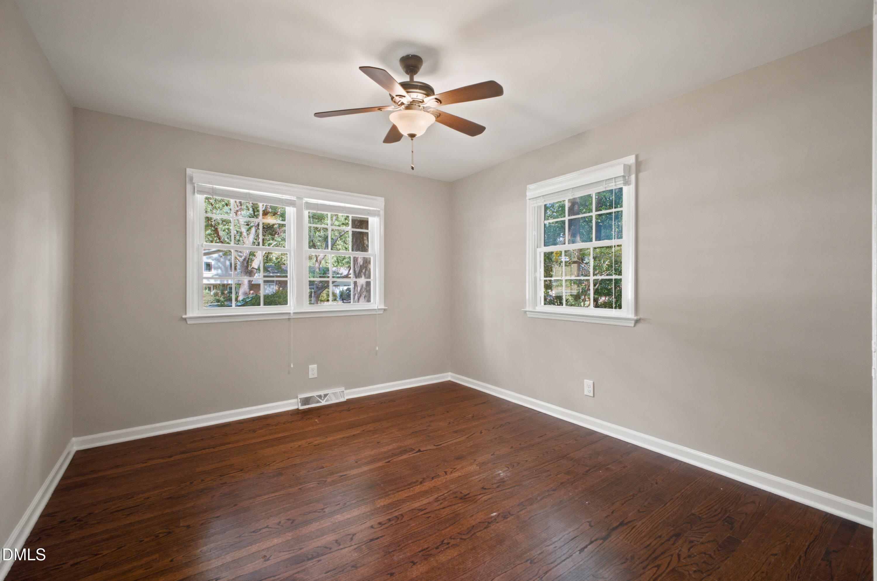 5008 N Glen Drive Property Photo 16