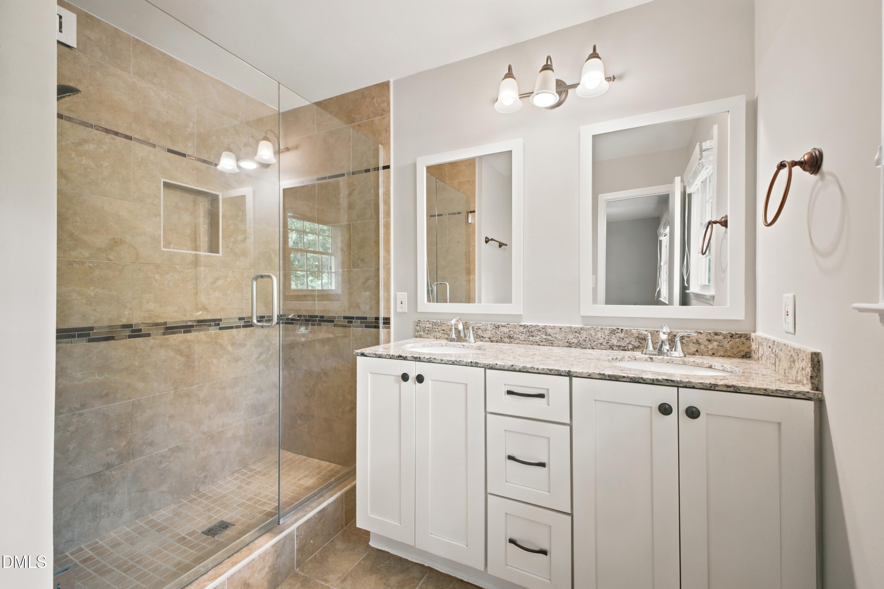 5008 N Glen Drive Property Photo 19