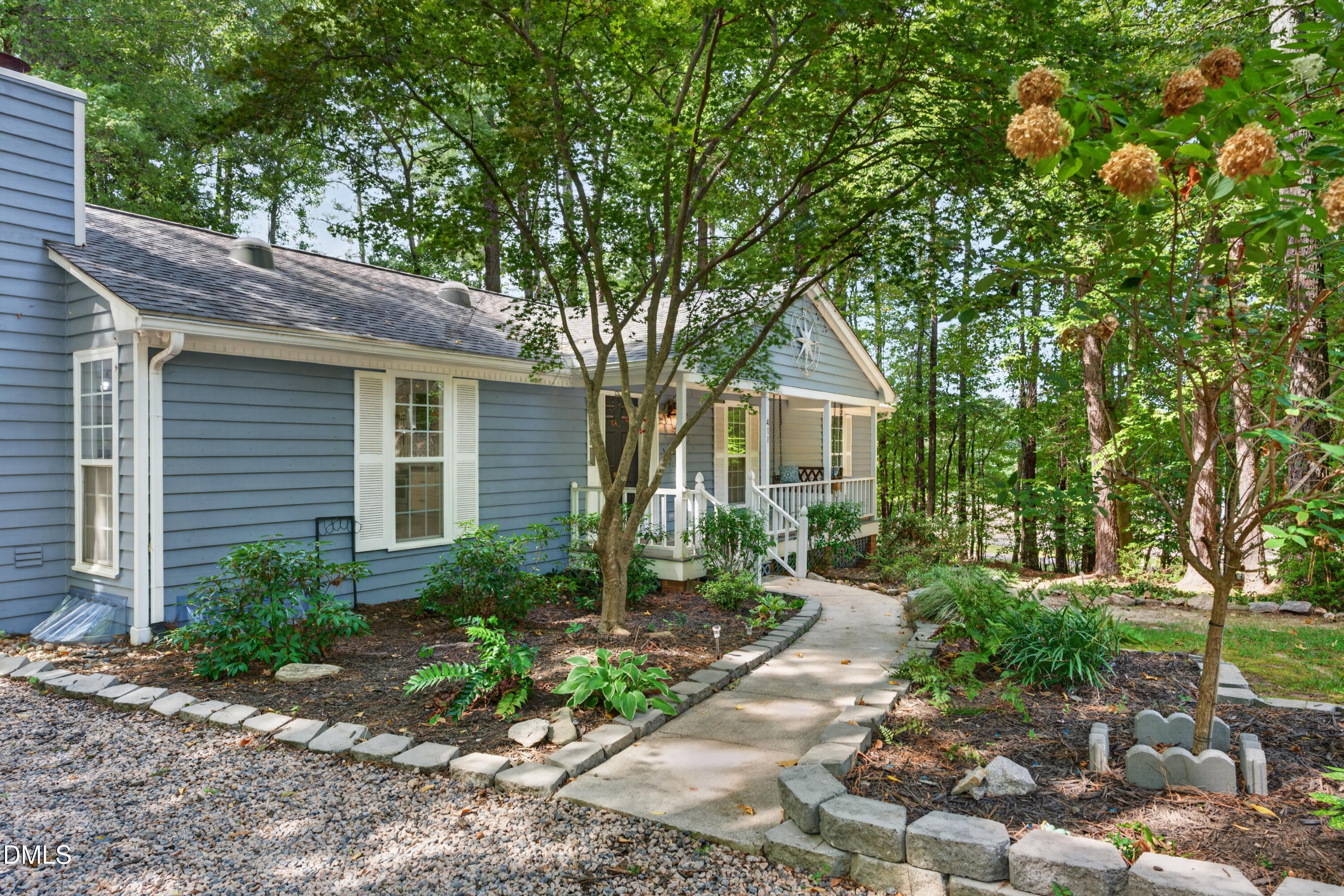 411 W Cedar Avenue Property Photo 3