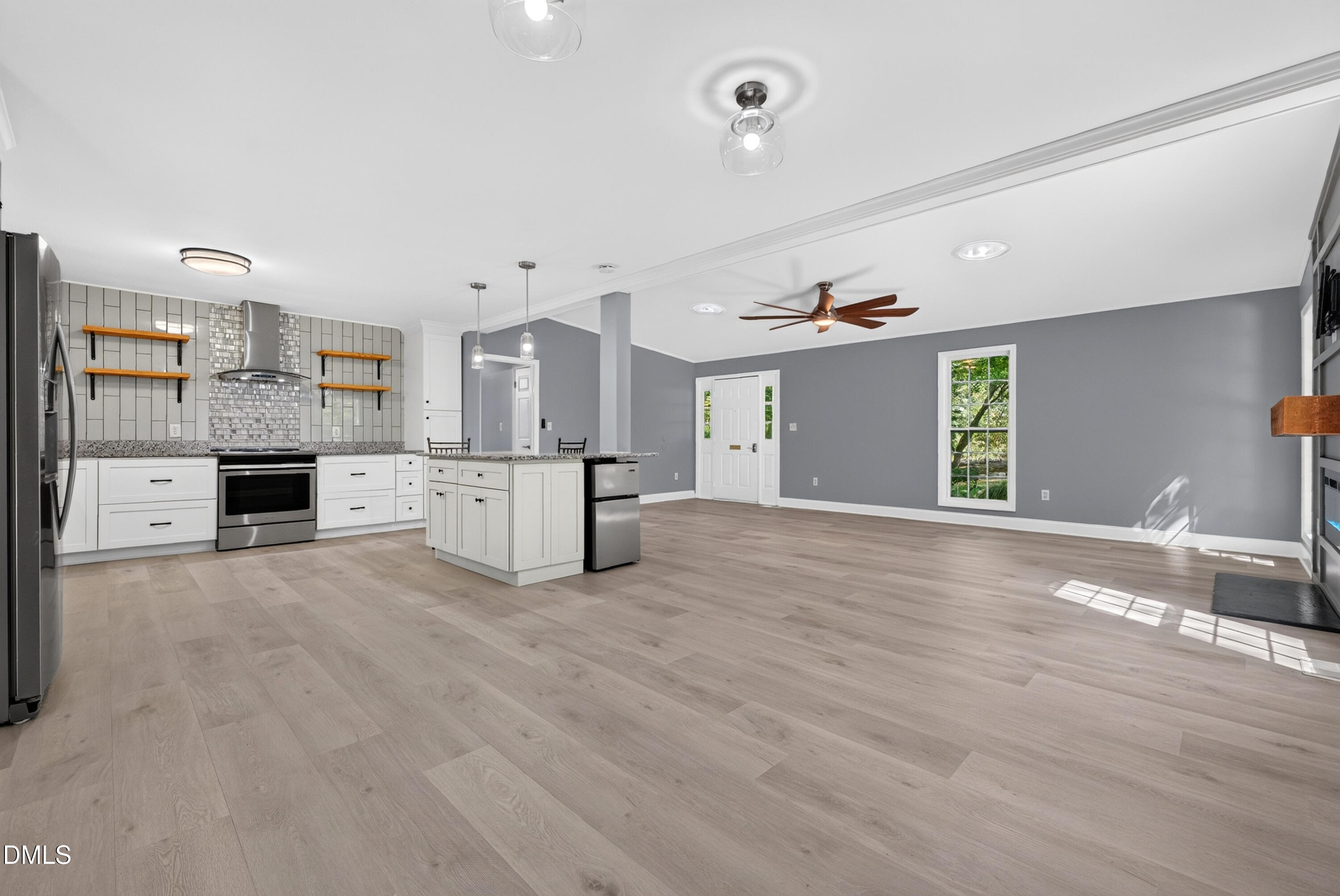411 W Cedar Avenue Property Photo 9
