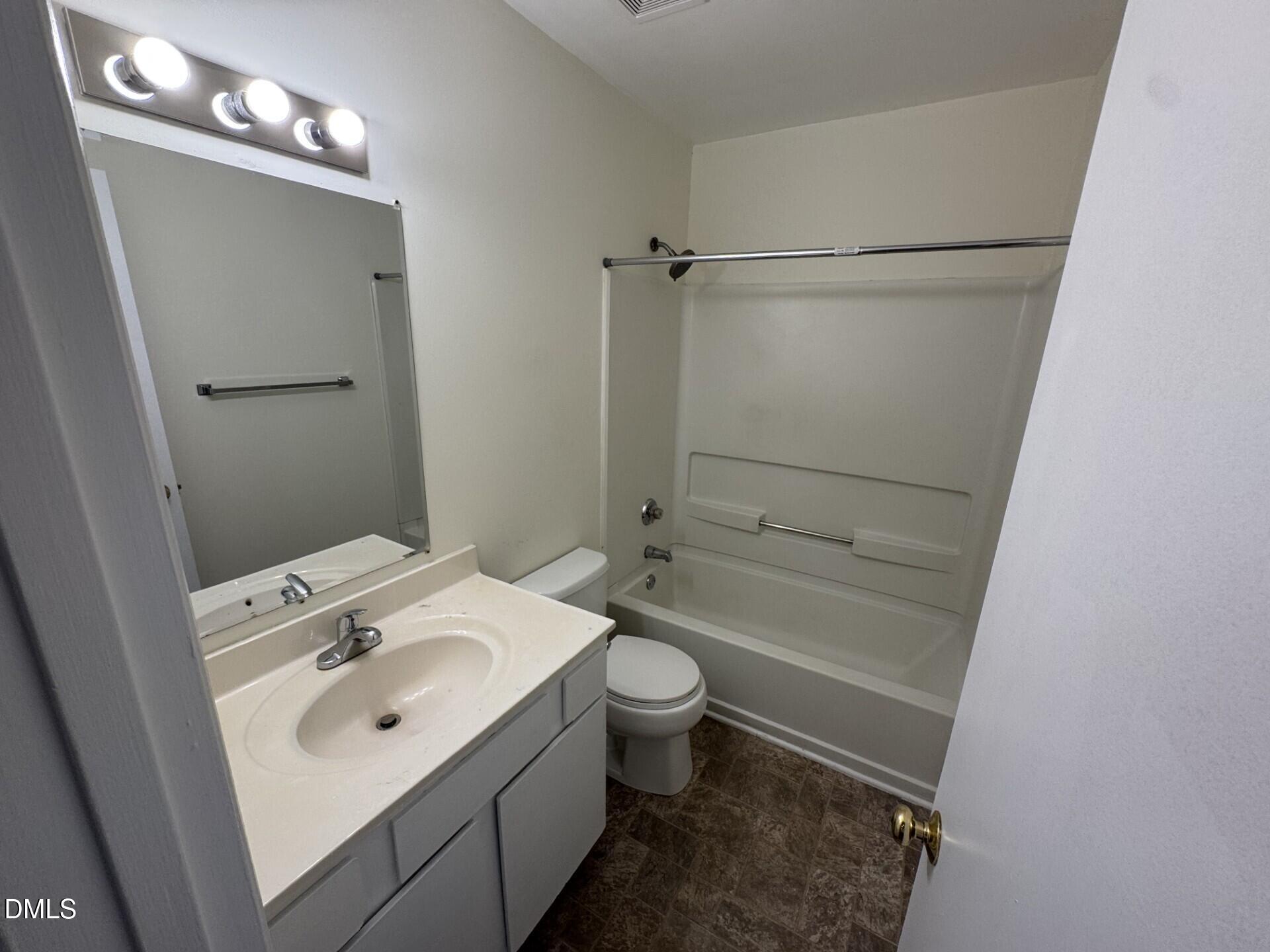 2902 Faversham Place Property Photo 16