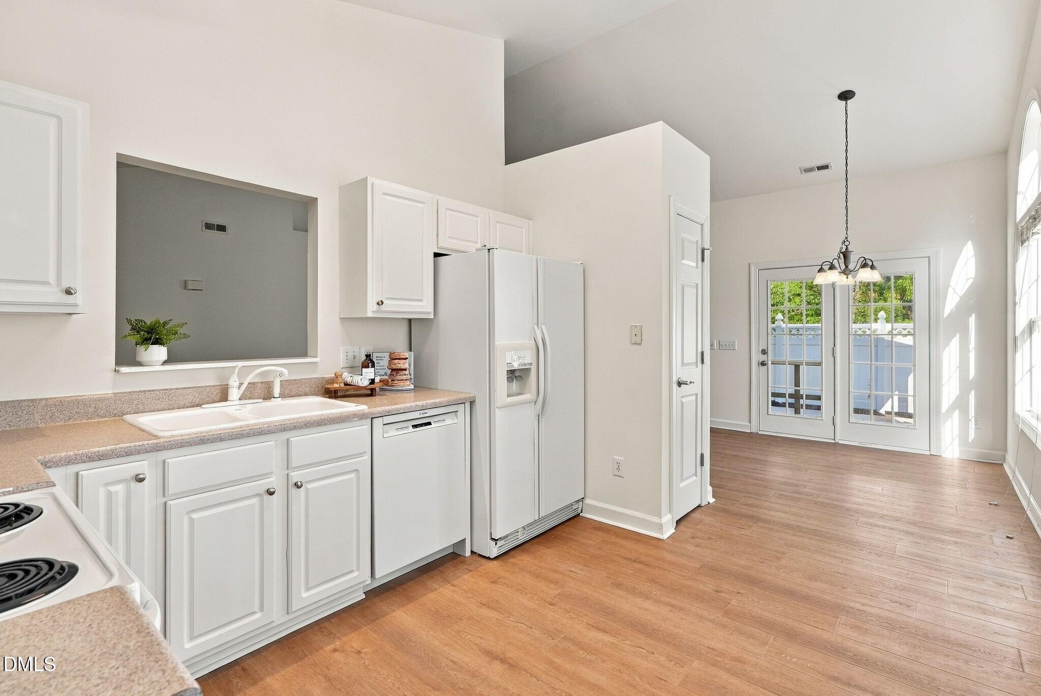 123 Kudrow Lane Property Photo 10