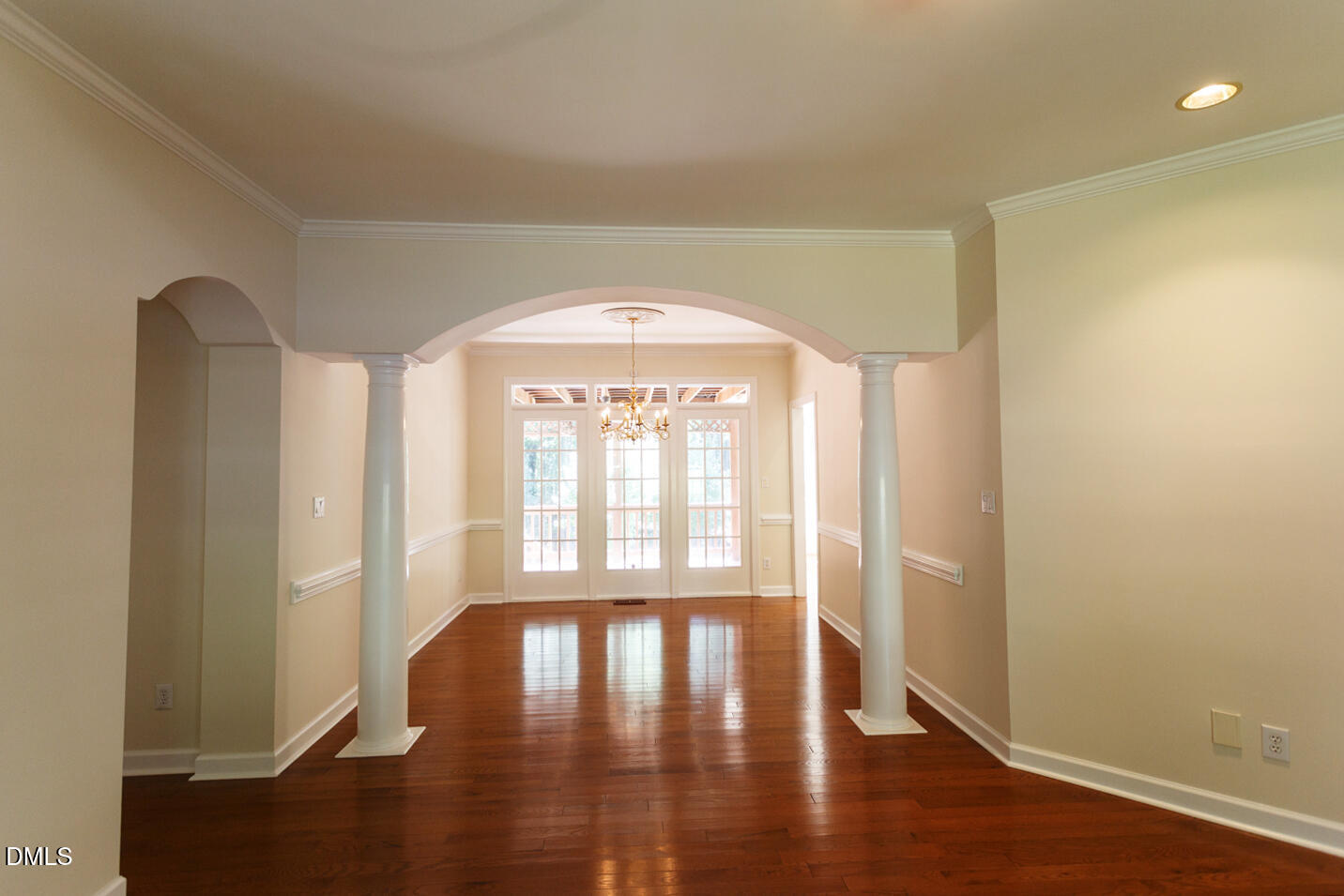 1823 Grande Oaks Road Property Photo 8