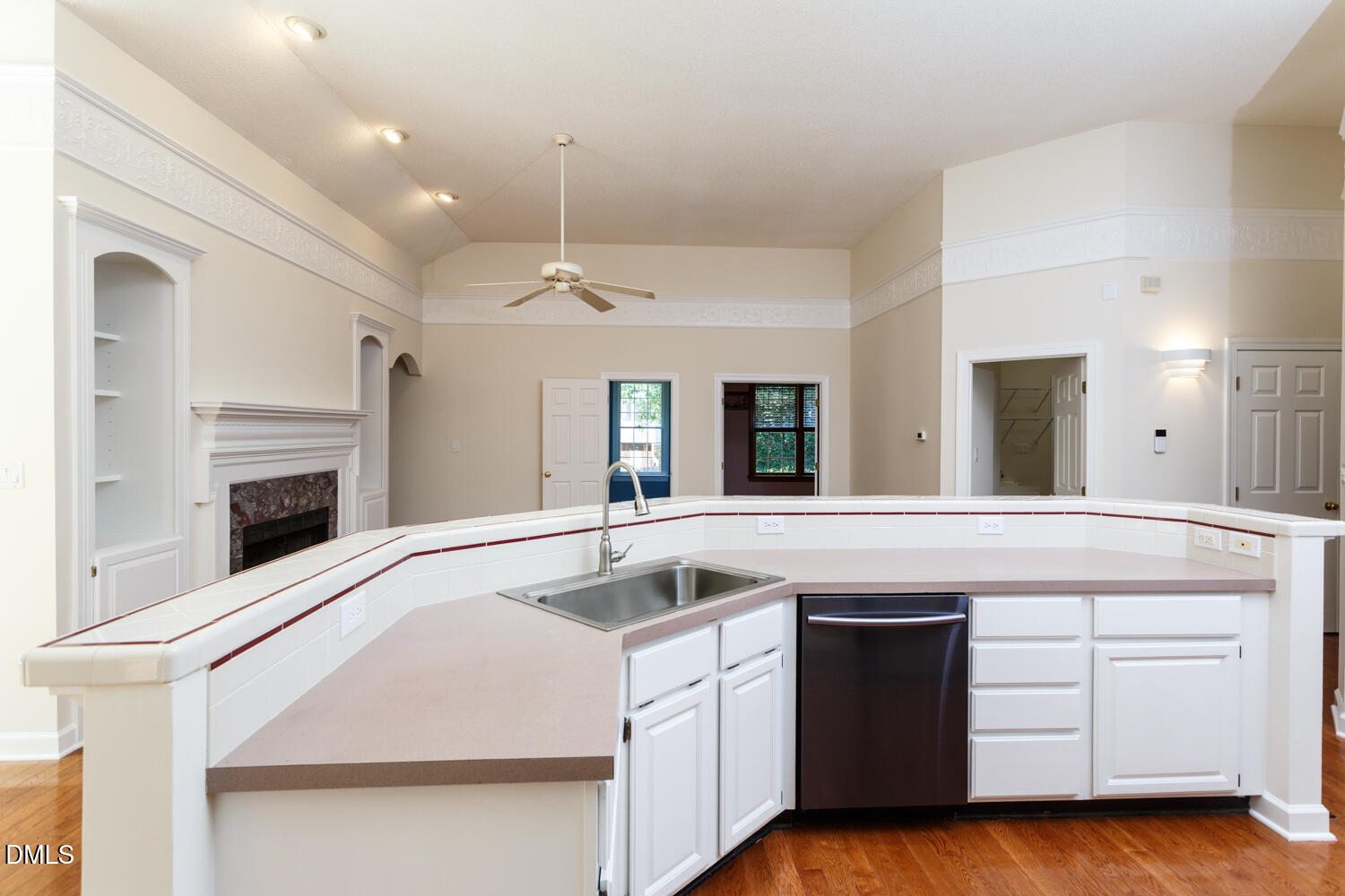 1823 Grande Oaks Road Property Photo 13