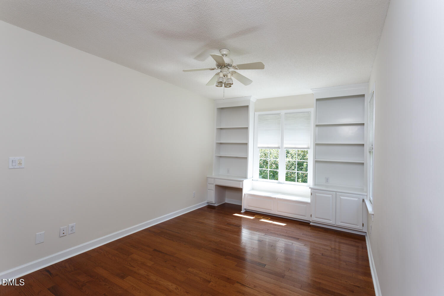 1823 Grande Oaks Road Property Photo 31