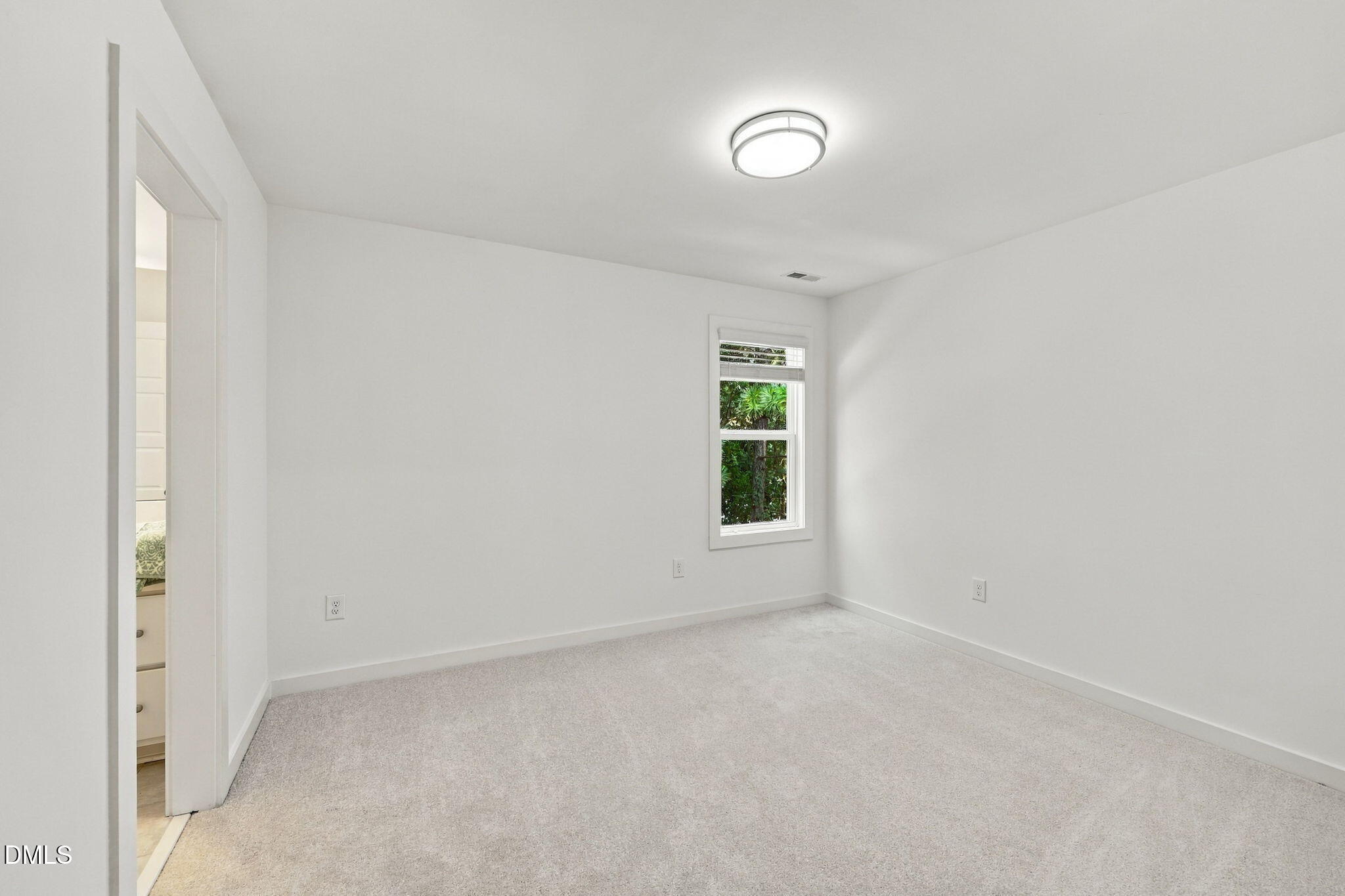 8204 Henderson Road Property Photo 30