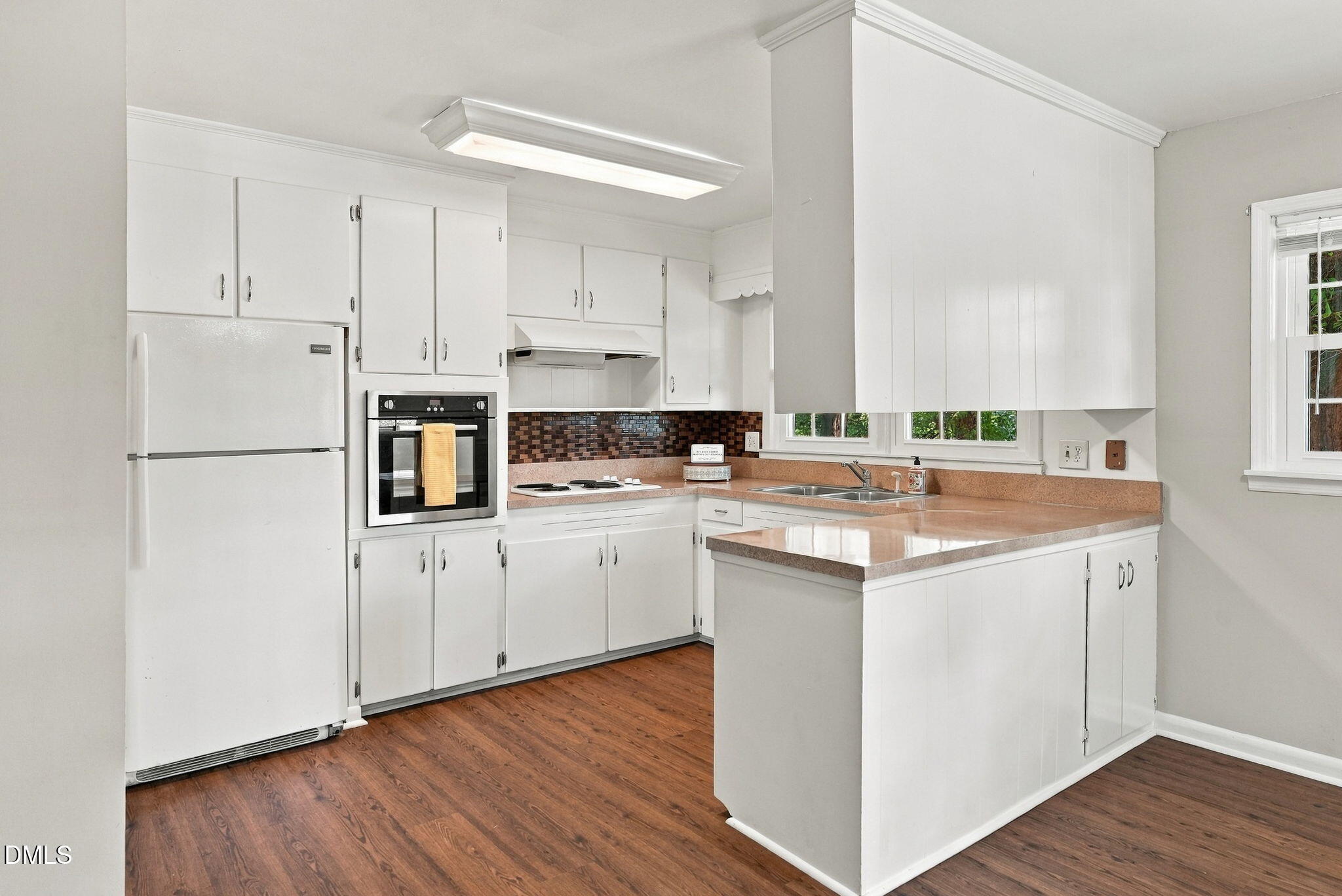 544 N Dunn Street Property Photo 10