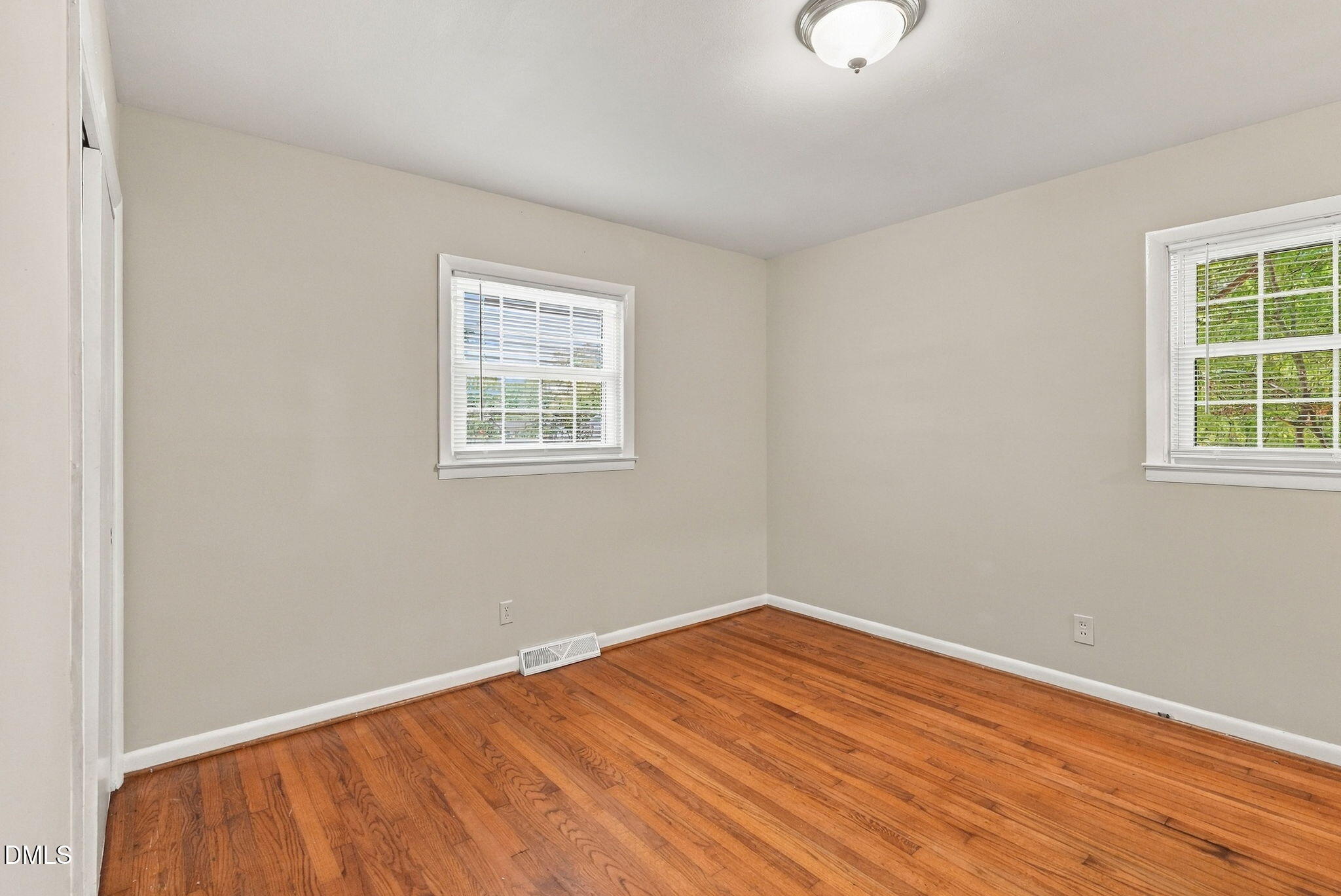 544 N Dunn Street Property Photo 26
