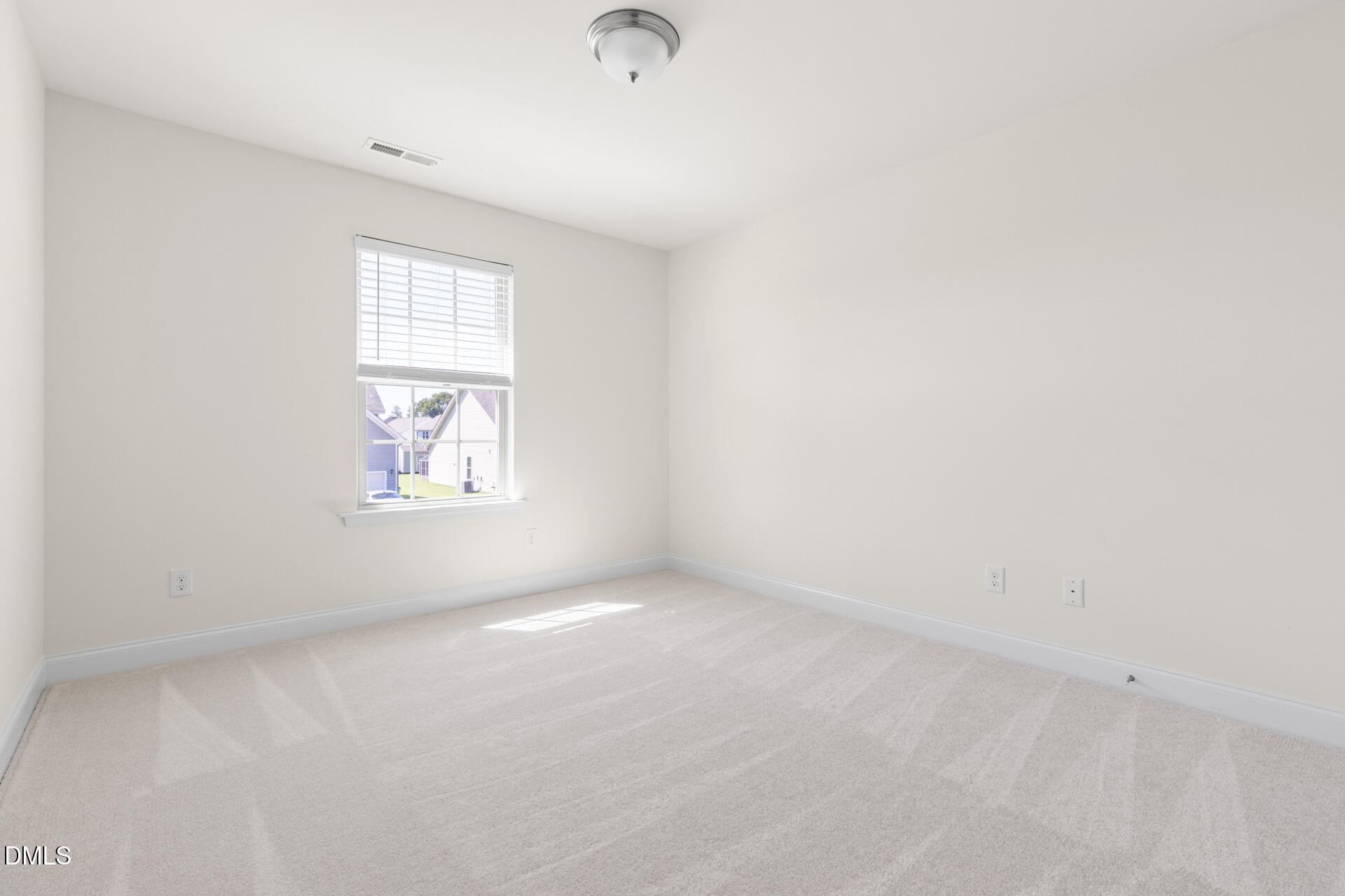 3316 Lacewing Drive Property Photo 13