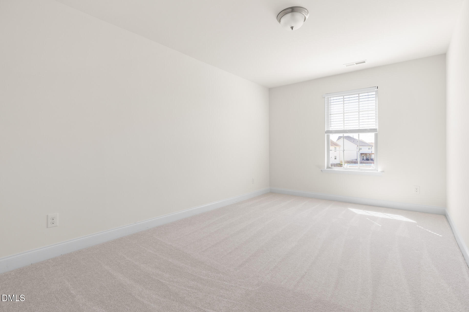 3316 Lacewing Drive Property Photo 15