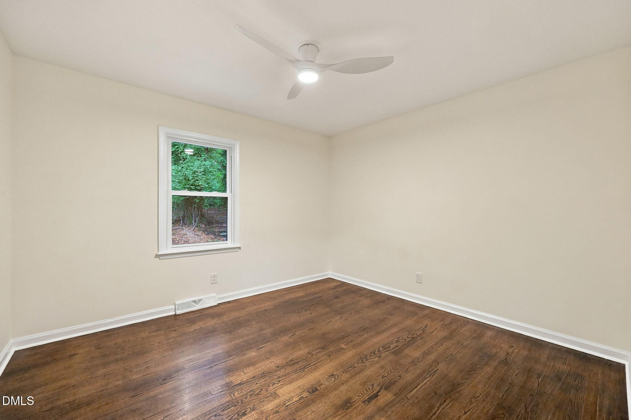 1518 Southwood Drive Property Photo 18