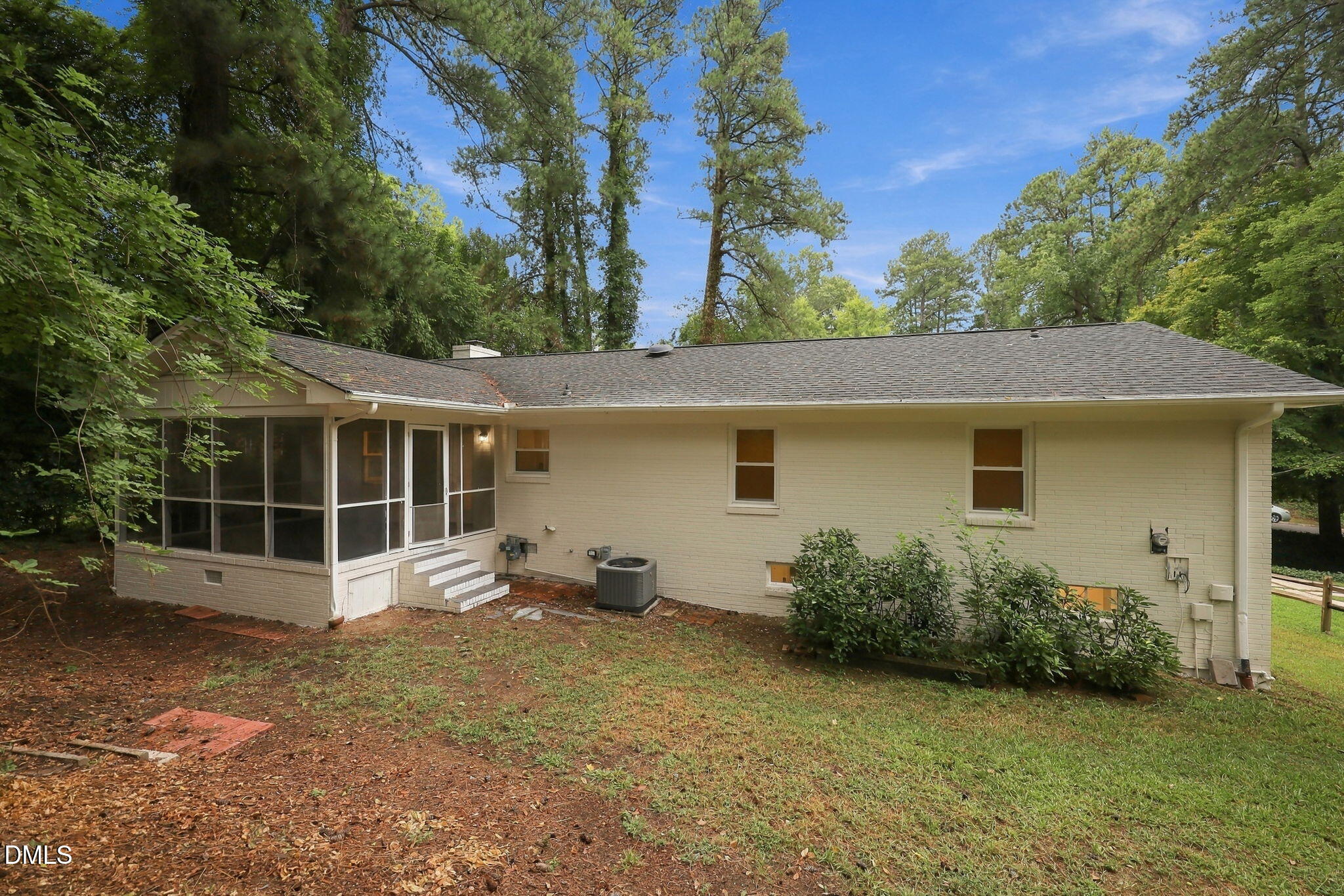 1518 Southwood Drive Property Photo 31