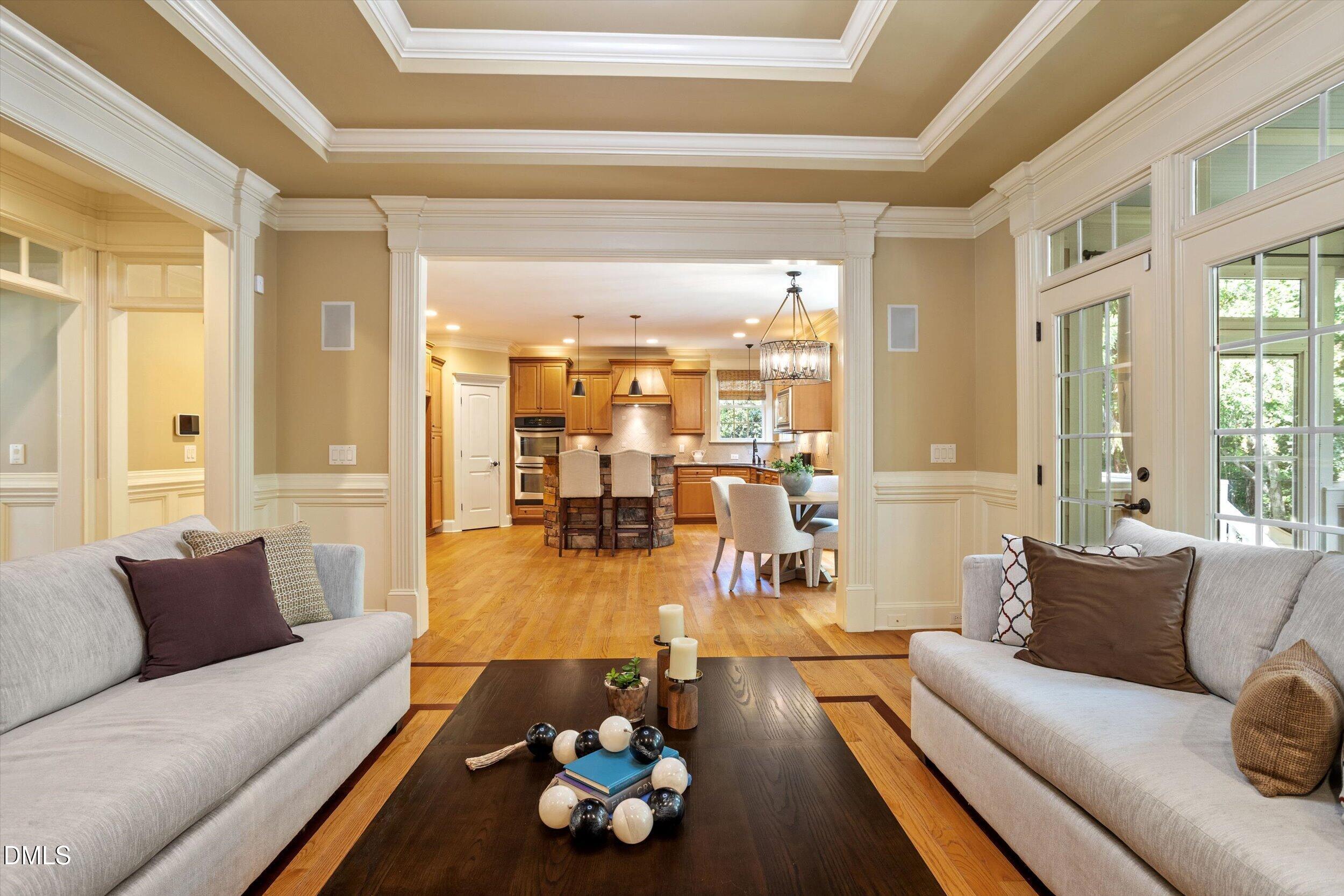 8107 Henderson Road Property Photo 11