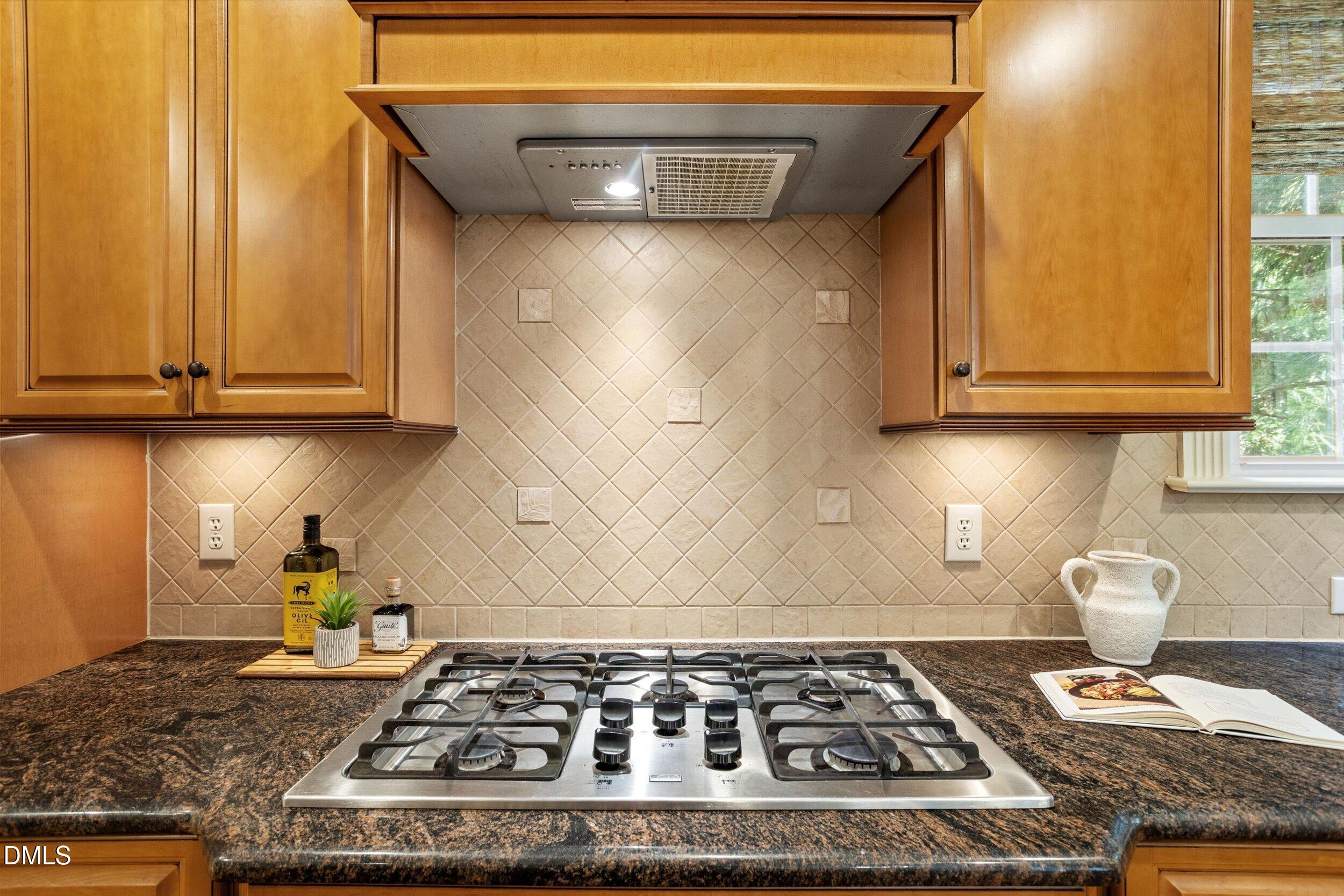 8107 Henderson Road Property Photo 19
