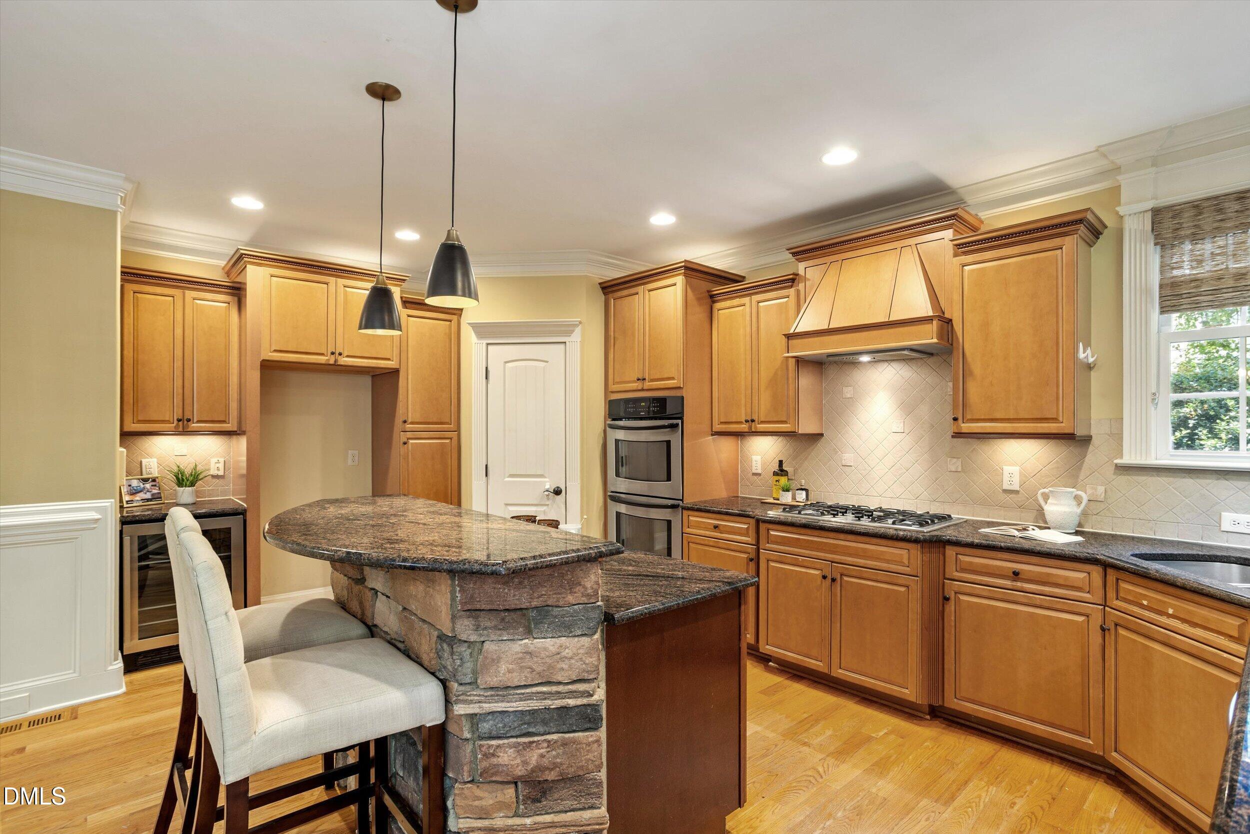 8107 Henderson Road Property Photo 20