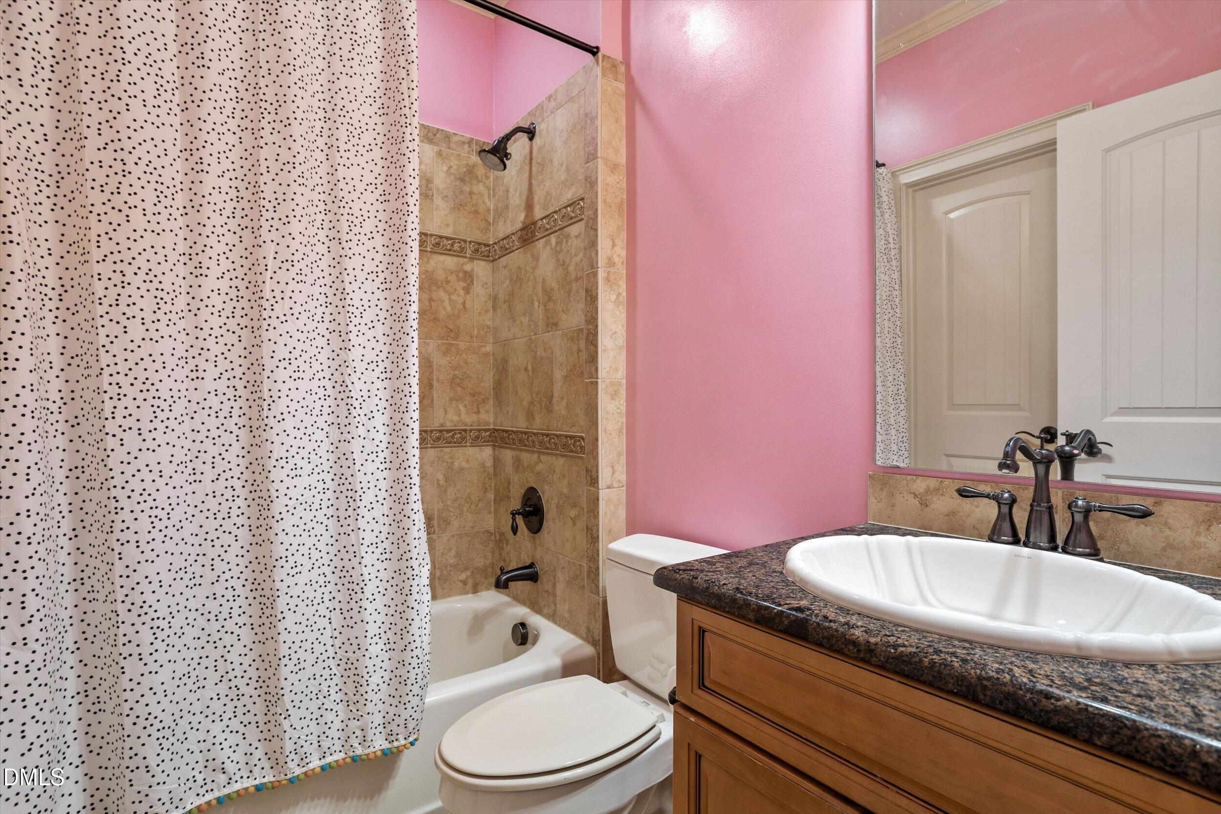 8107 Henderson Road Property Photo 46