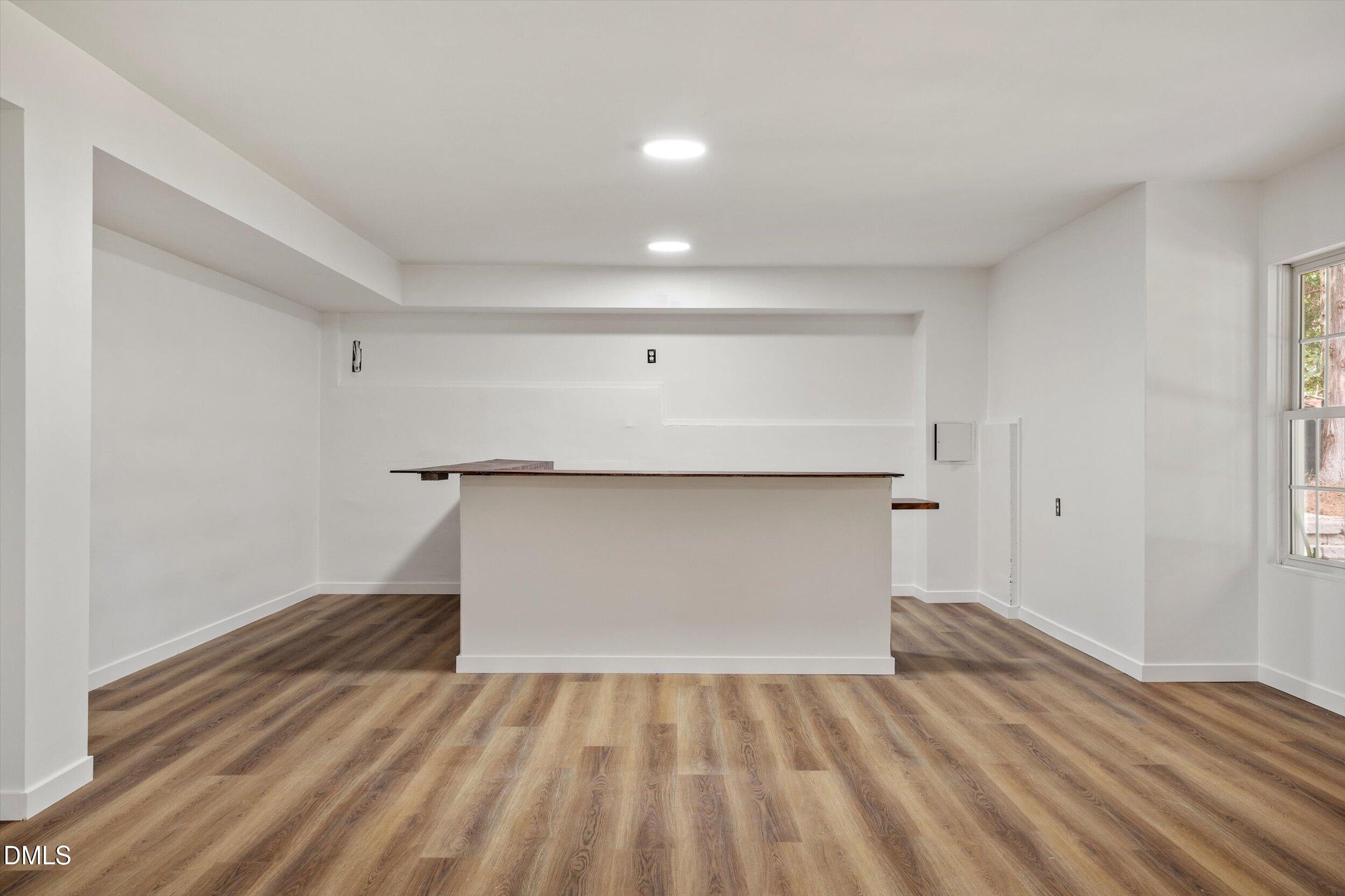 8107 Henderson Road Property Photo 52