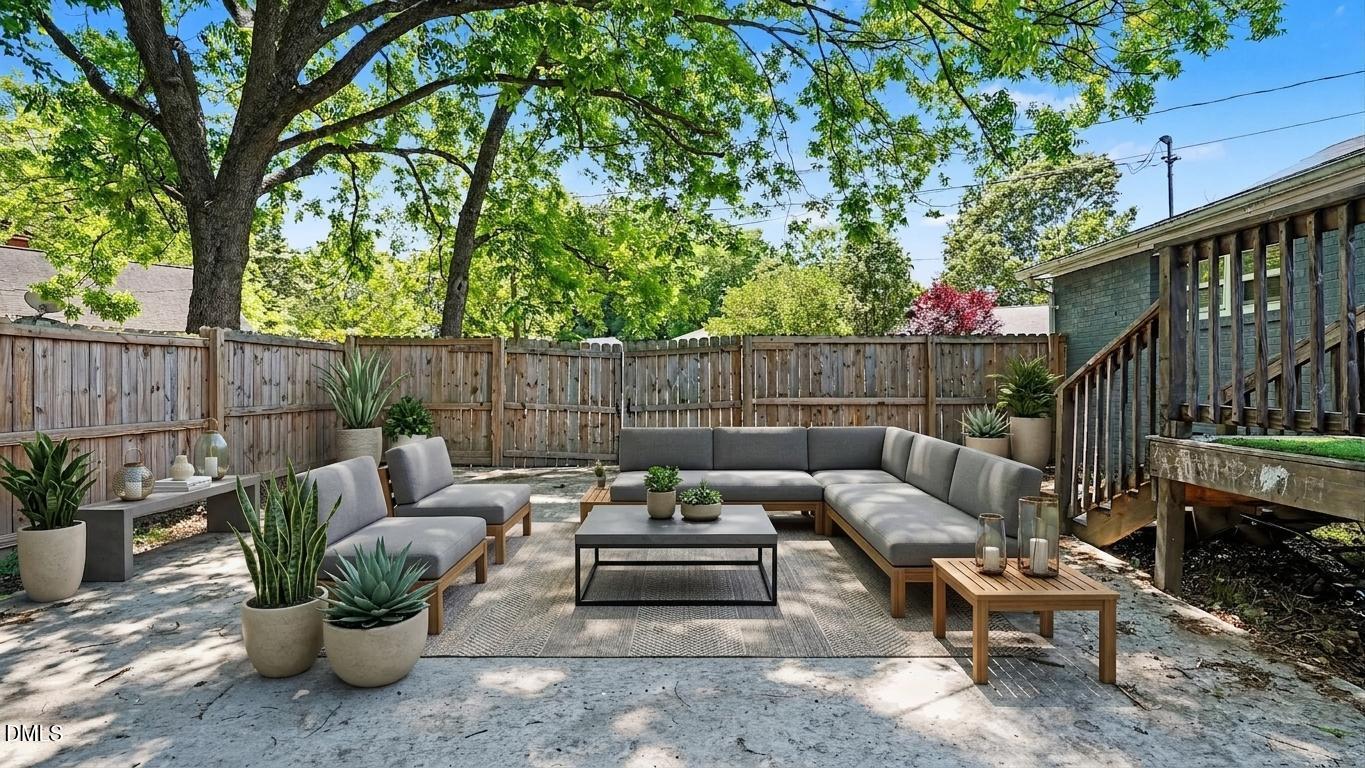 501 Apple Street Property Photo 5