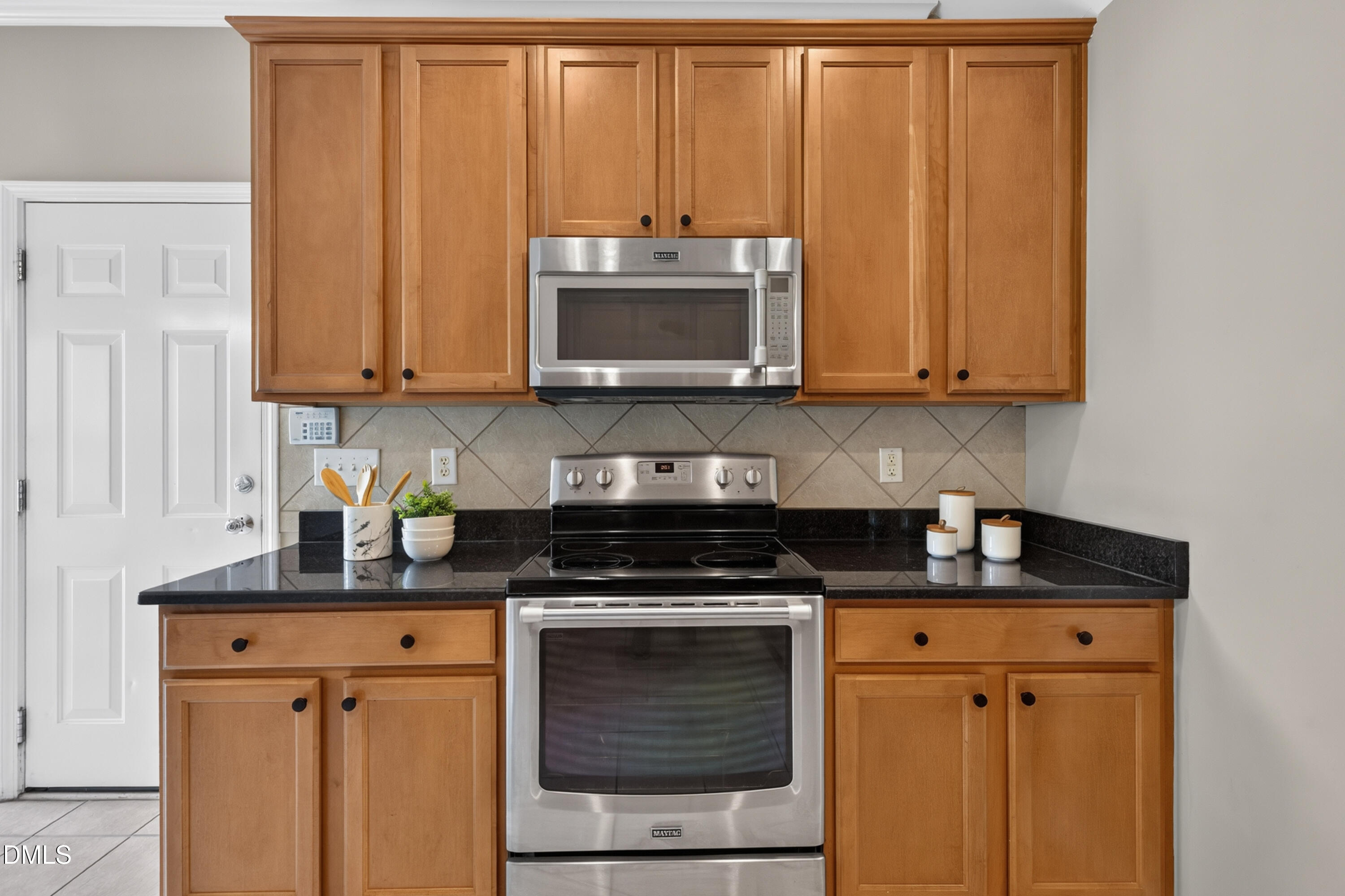 5203 Kemmont Drive Property Photo 11
