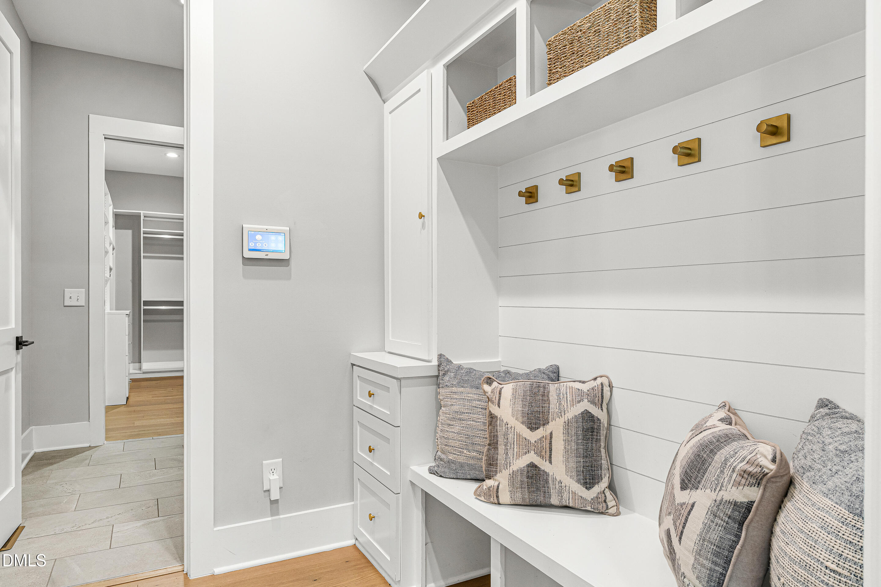7717 Dover Hills Drive Property Photo 30
